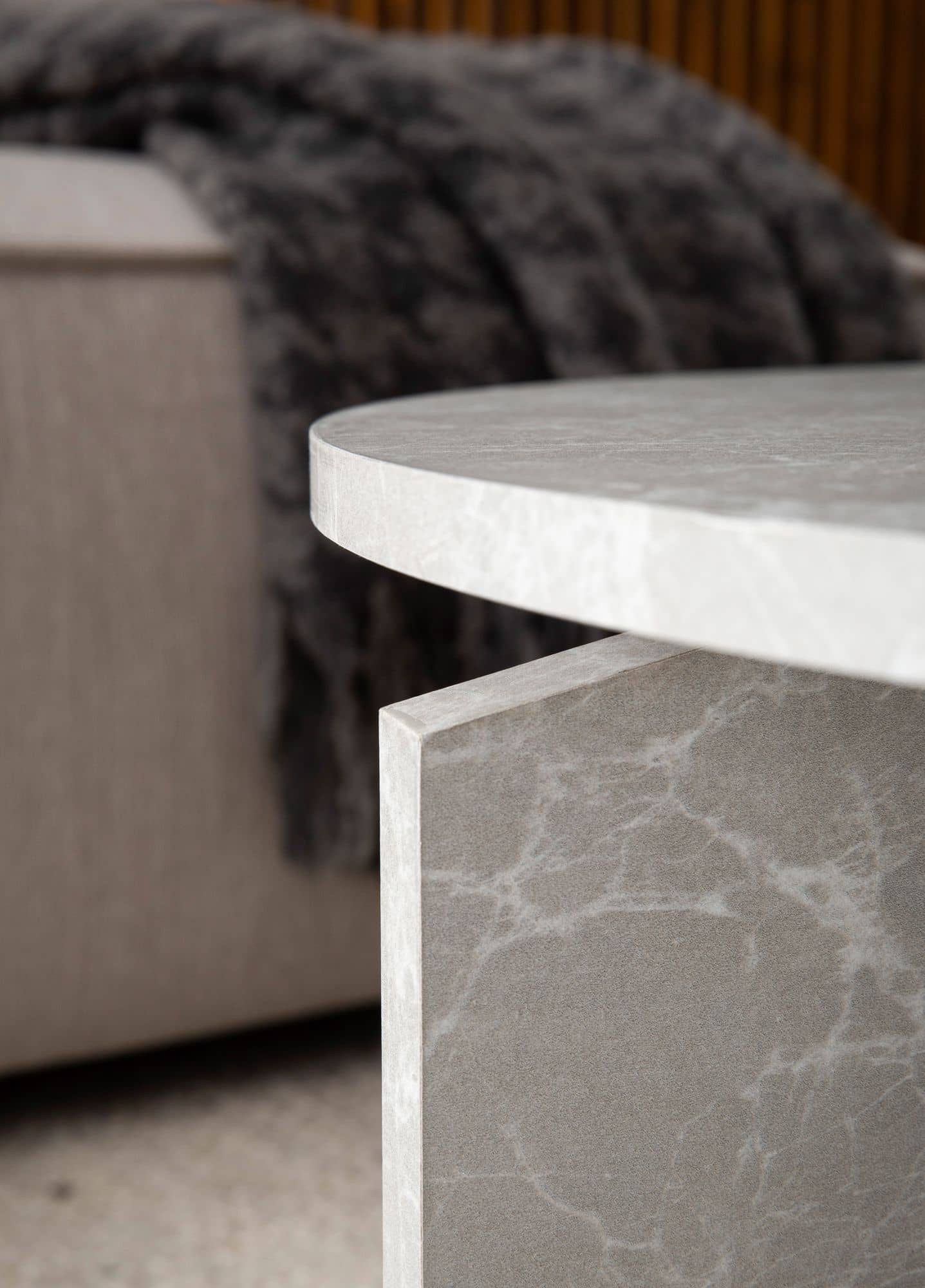 Couchtisch 70x70x33 cm Sandfarben Sofatisch in Stein-Optik Modern