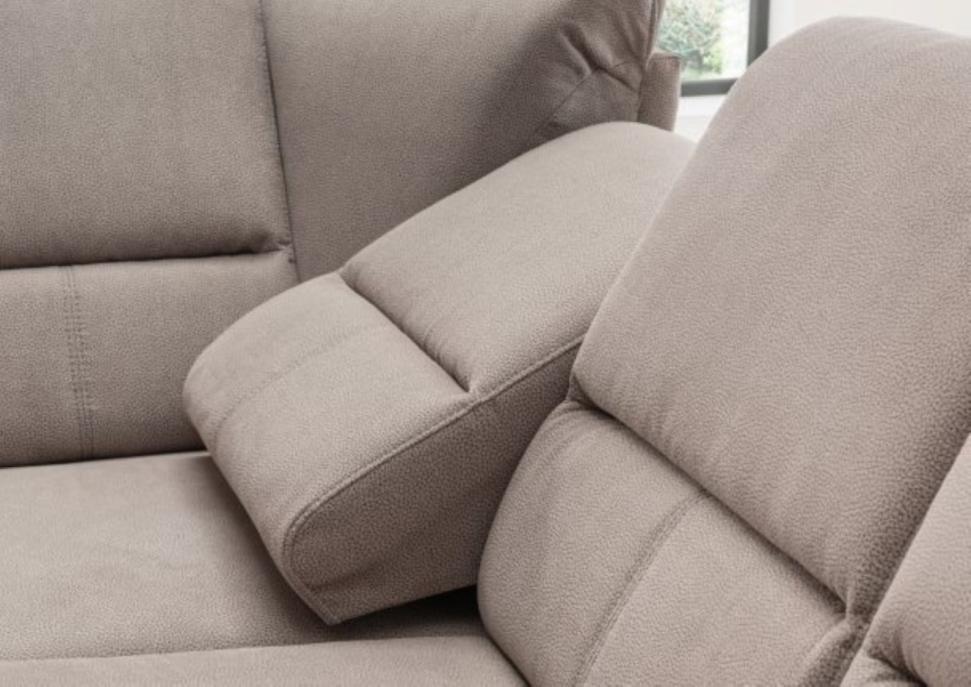 Stylisches Ecksofa Parole von Benformato – Luxus und Komfort für Ihr Wohnzimmer Stylisches Ecksofa Parole von Benformato – Luxus und Komfort für Ihr Wohnzimmer