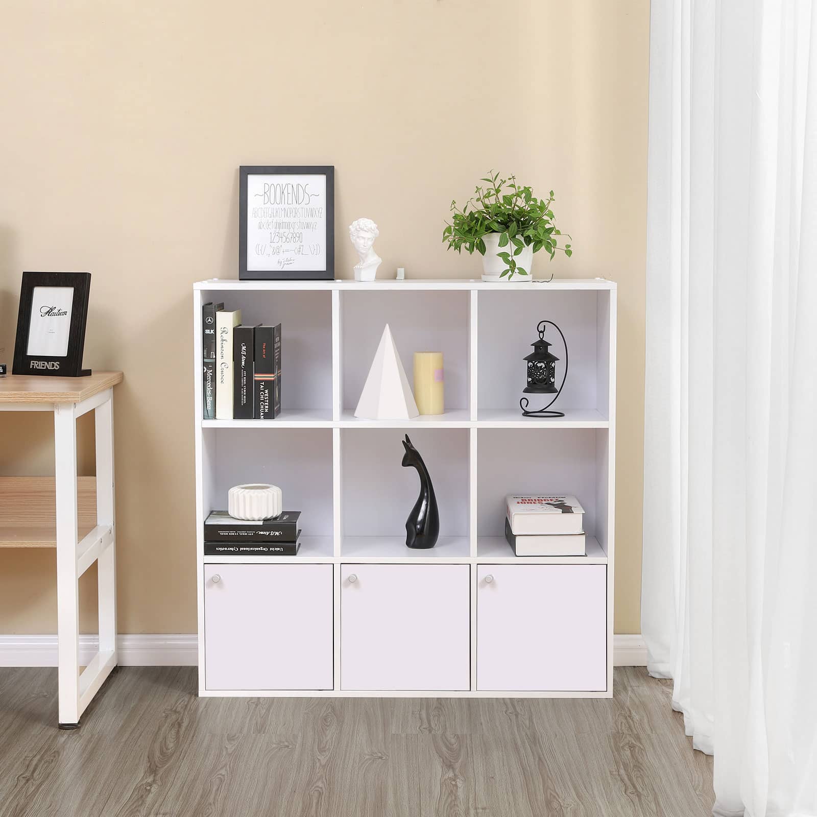 VASAGLE Bücherregal aus Holz mit 3 Türen, freistehend, in Weiß – ideal für Zuhause und Büro-LBC33WT VASAGLE Bücherregal aus Holz mit 3 Türen, freistehend, in Weiß – ideal für Zuhause und Büro-LBC33WT