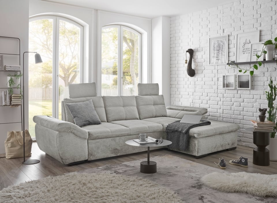 Luxus-Schlafsofa Alija von ED Exciting Design mit verstellbaren Armlehnen und Kopfstützen in drei edlen Farbtönen