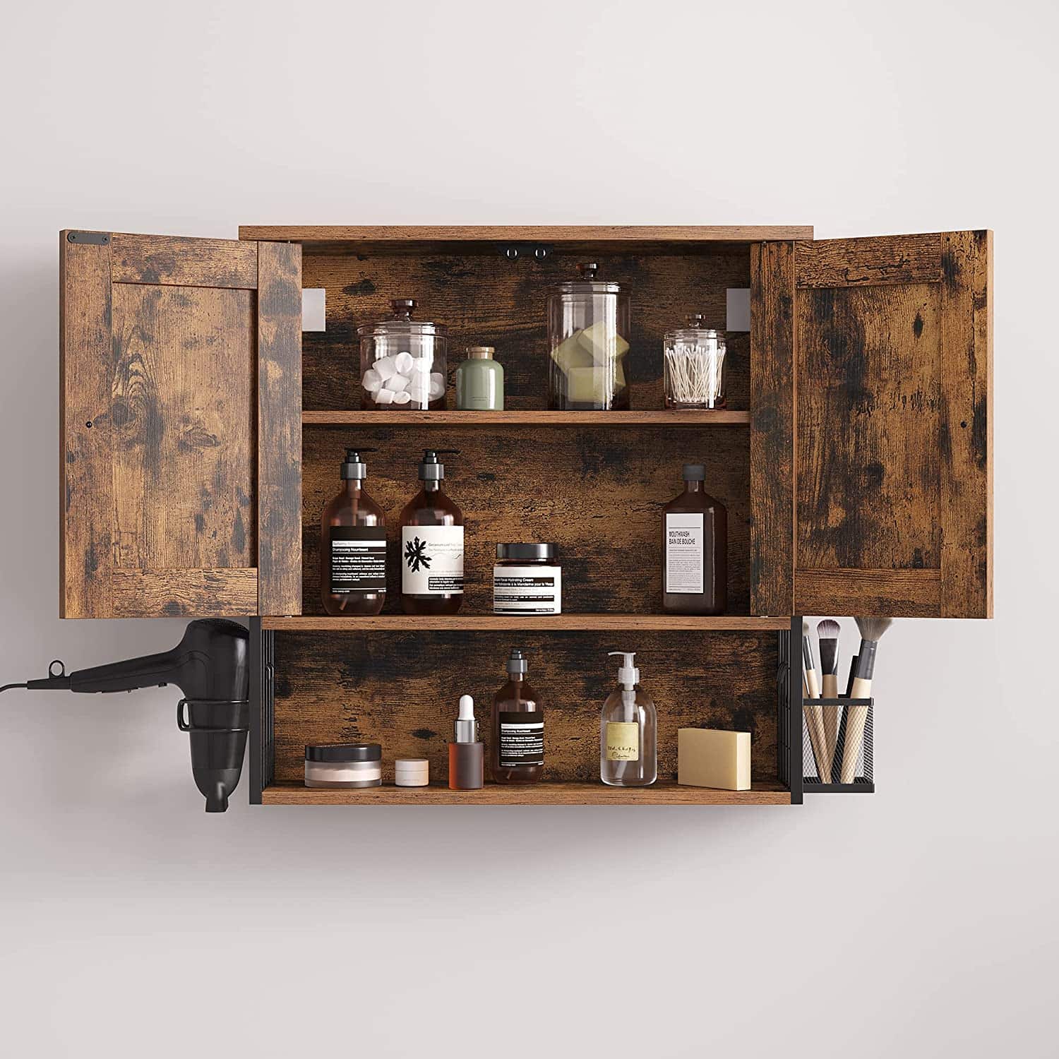 Wandschrank im Badezimmer Wandschrank im Badezimmer