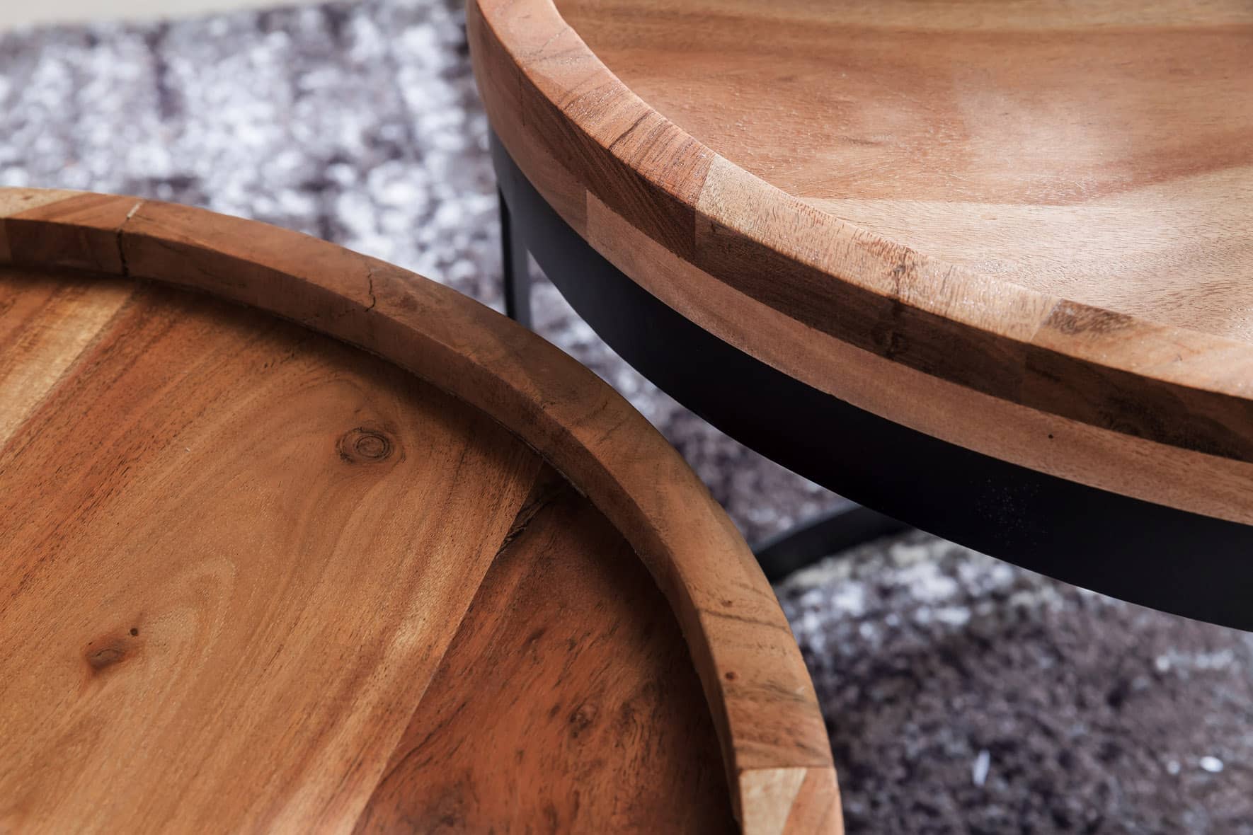 38562-WOHNLING-2er-Set-Beistelltische-AKOLA-Massi_2 2er Set Beistelltische AKOLA Massivholz Sheesham Wohnzimmertisch Landhausstil Anstelltisch Metallgestell Naturholz