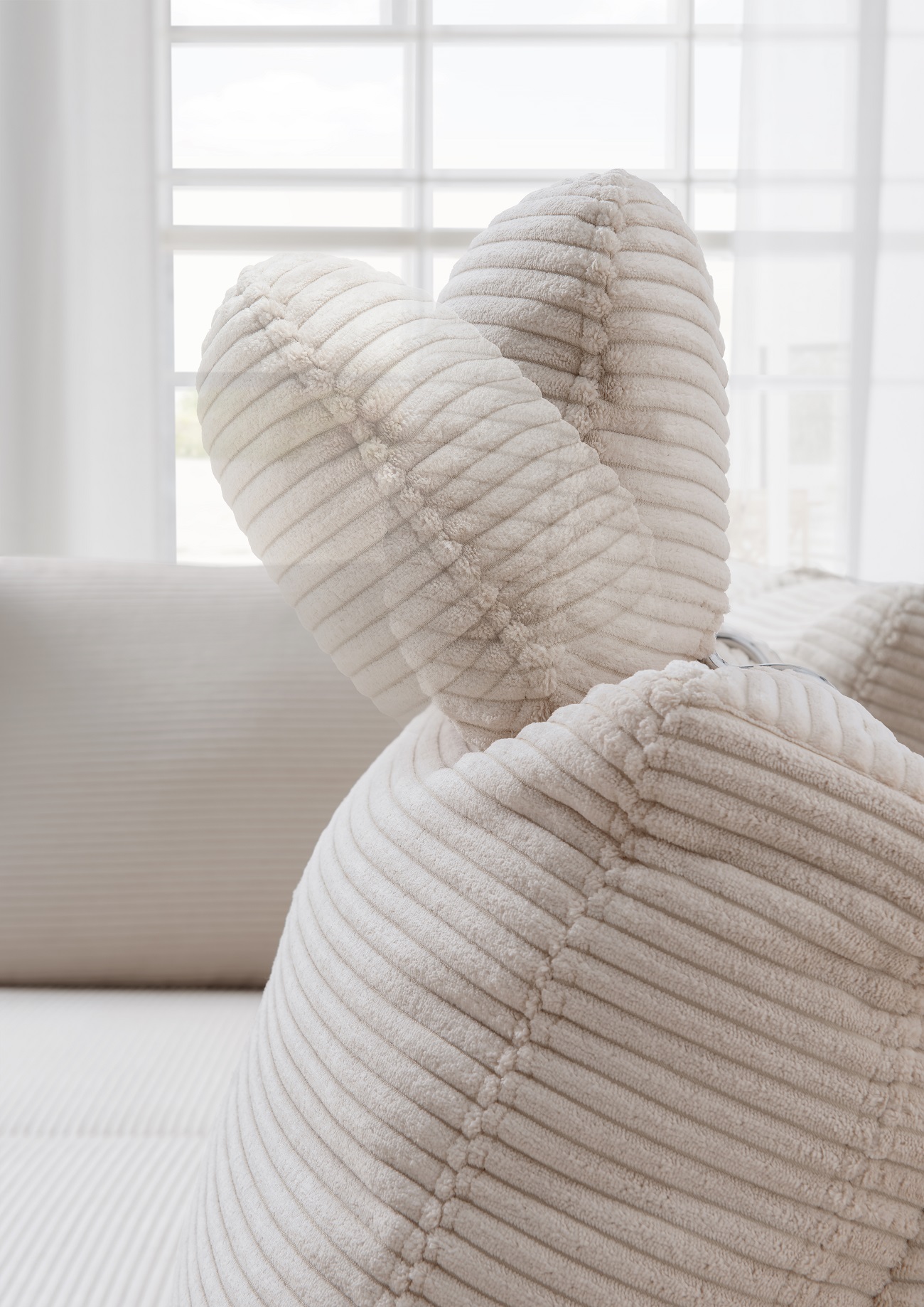 Positano Ecksofa mit Schlaffunktion und Bettkasten von Benformato Positano Ecksofa mit Schlaffunktion und Bettkasten von Benformato