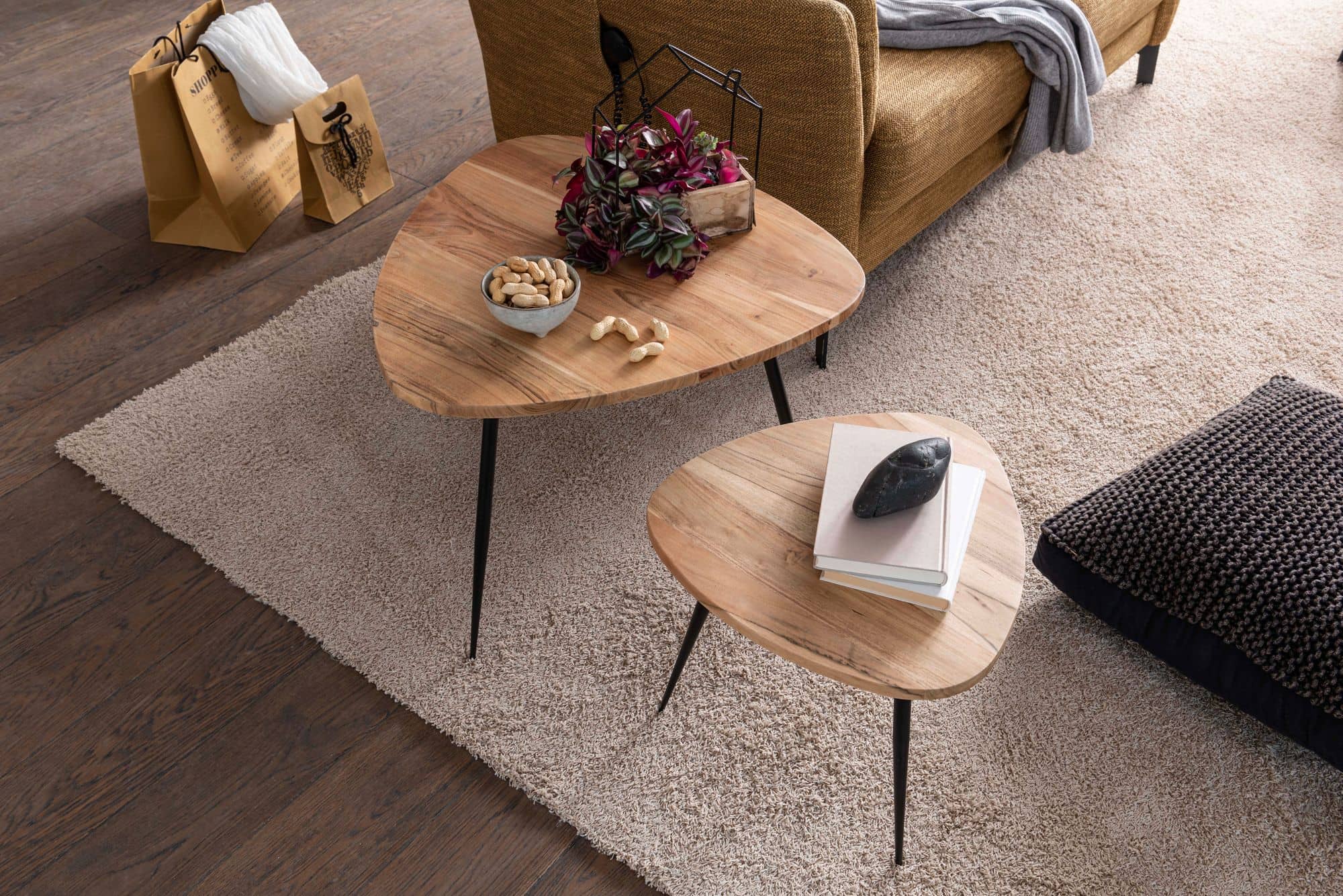 52032-WOHNLING-2er-Set-Satztisch-Akazie-Massivholz-Metall-Couchtisch-Klein-Design-Beistelltisch-Set-zwei-Holz-Tische-Wohnzimmertisch-Metallgestell-massivholz-tisch-rund-e-cool_4 2er Set Satztisch Akazie Massivholz / Metall Couchtisch Klein