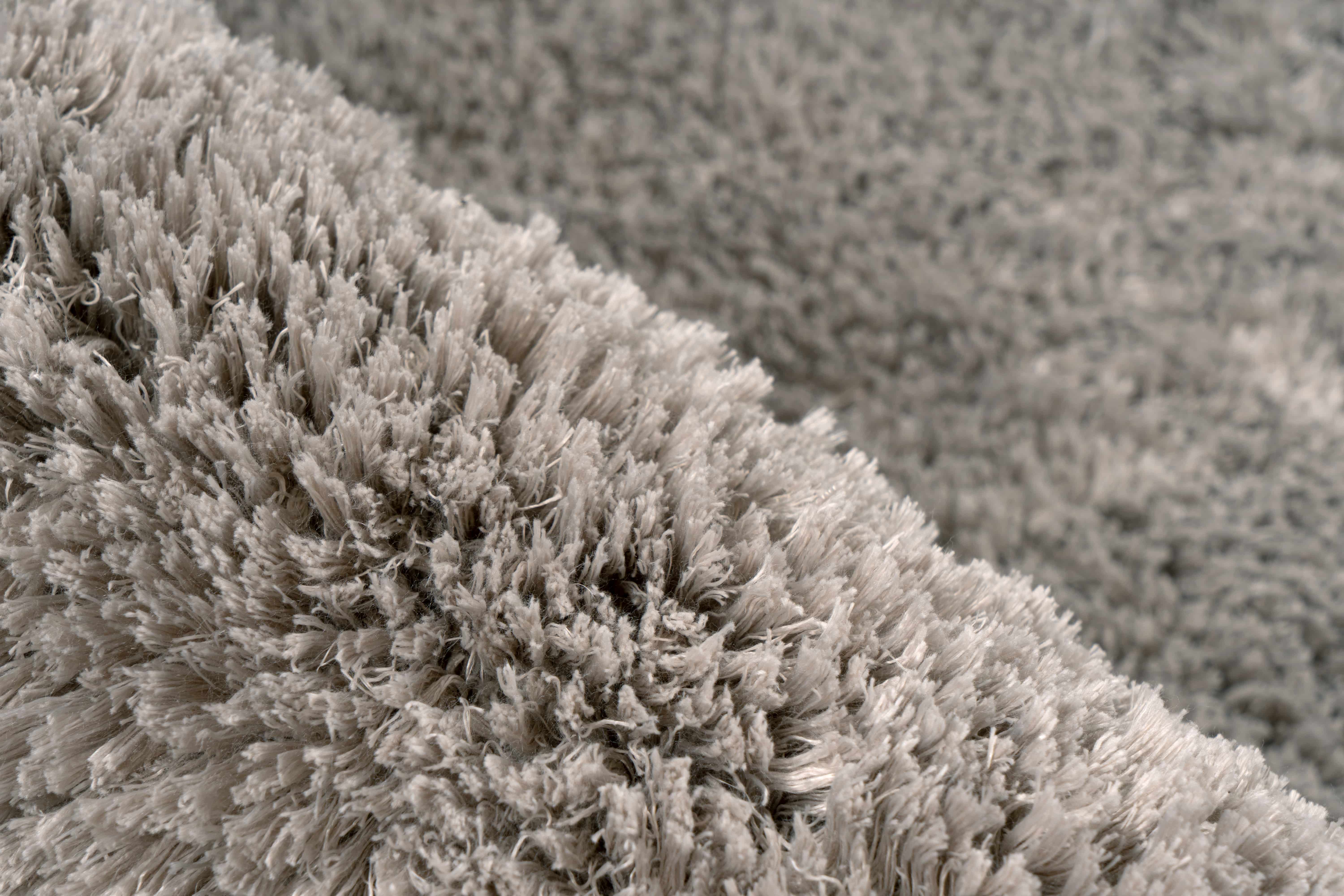 Bali 110 Silbergrau 80cm x 150cm Bali 110 Silbergrau 80cm x 150cm