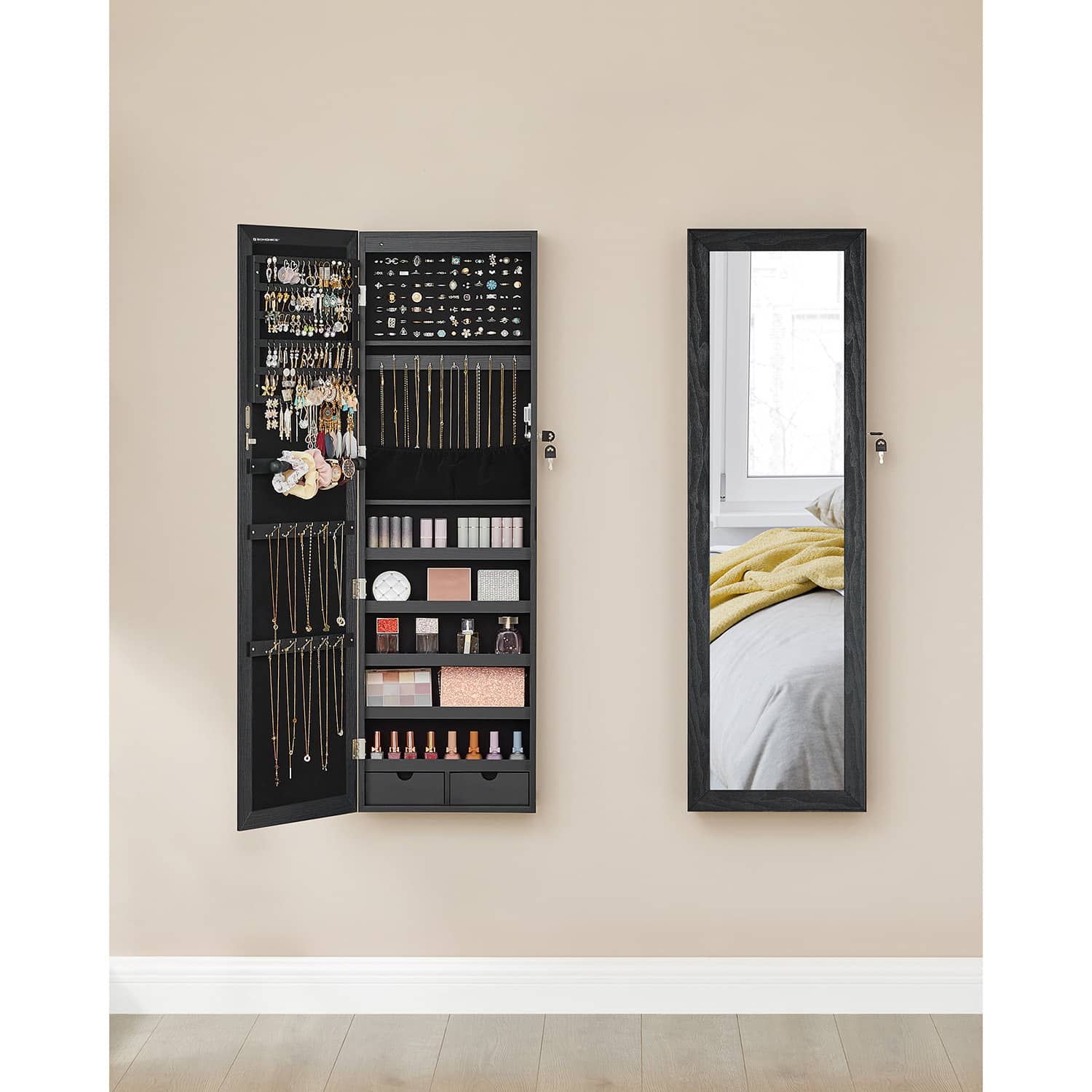 Schmuckschrank mit Spiegel hängend Schmuckschrank mit Spiegel hängend