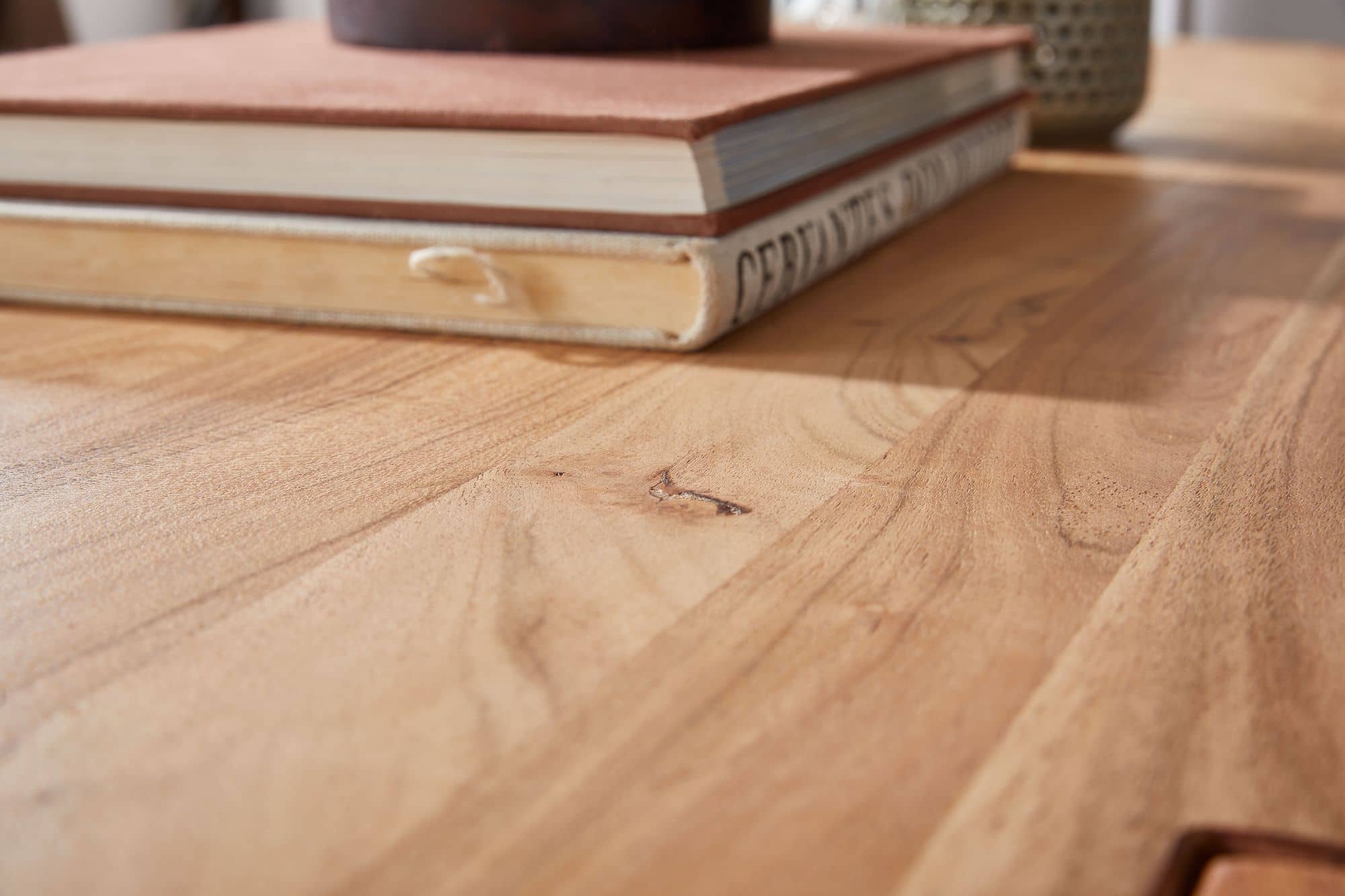 Couchtisch MUMBAI Massiv-Holz Akazie 110 cm breit Wohnzimmer-Tisch Design Natur-Produkt Landhaus-Stil Beistelltisch Couchtisch MUMBAI Massiv-Holz Akazie 110 cm breit Wohnzimmer-Tisch Design Natur-Produkt Landhaus-Stil Beistelltisch