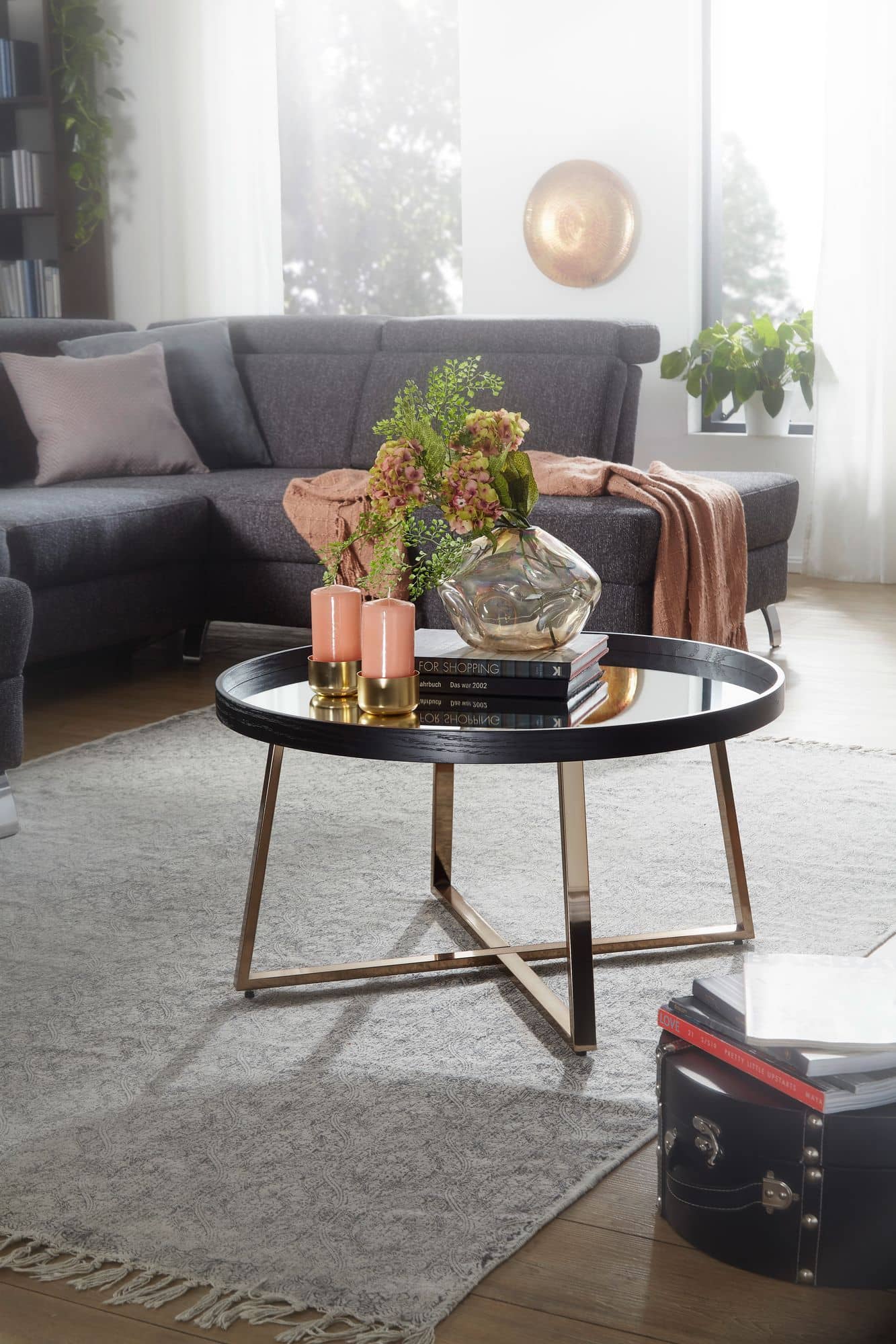 Design Couchtisch Rund Ø 78 cm Dunkel-Gold mit Spiegel Glasplatte Design Couchtisch Rund Ø 78 cm Dunkel-Gold mit Spiegel Glasplatte