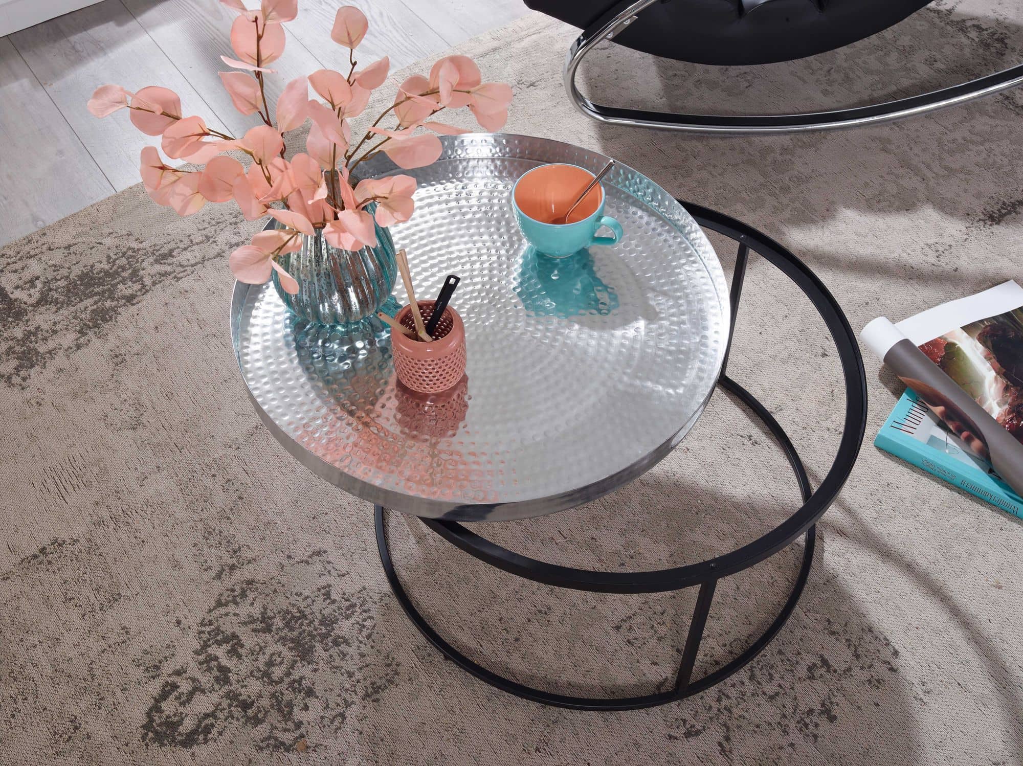 Couchtisch Hammerschlag Metall 62x62x36 cm Sofatisch Aluminium Silber Schwarz