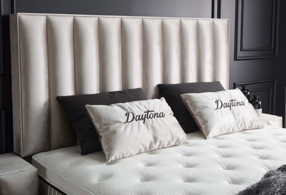 eb76835b-7a91-4c5d-bfea-8f389520695c Luxus für Ihr Schlafzimmer: Boxspringbett Daytona in Beige
