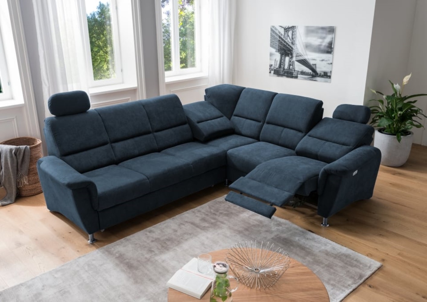 Ecksofa Parole von Benformato: Multifunktionaler Luxus mit Schlaffunktion und Relaxfunktion für Ihr Zuhause Ecksofa Parole von Benformato: Multifunktionaler Luxus mit Schlaffunktion und Relaxfunktion für Ihr Zuhause