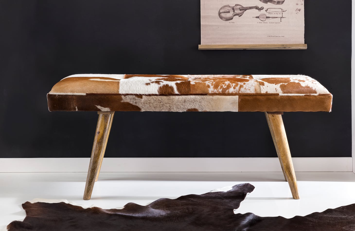 43727-WOHNLING-Sitzbank-Kuhfell-braun-weiss-120x4_3 Luxuriöser Sitzkomfort: Echtleder und Holzbank