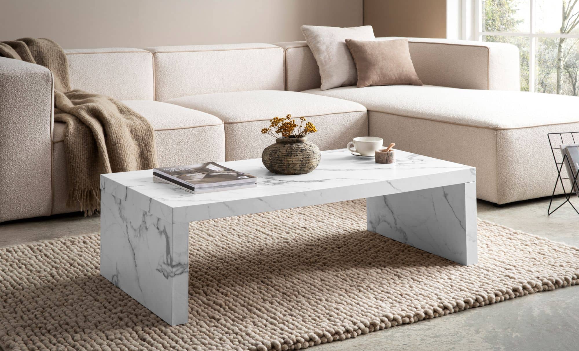 Couchtisch 110x55x35 cm Weiß Sofatisch in Marmor-Optik Zeitlos Couchtisch 110x55x35 cm Weiß Sofatisch in Marmor-Optik Zeitlos