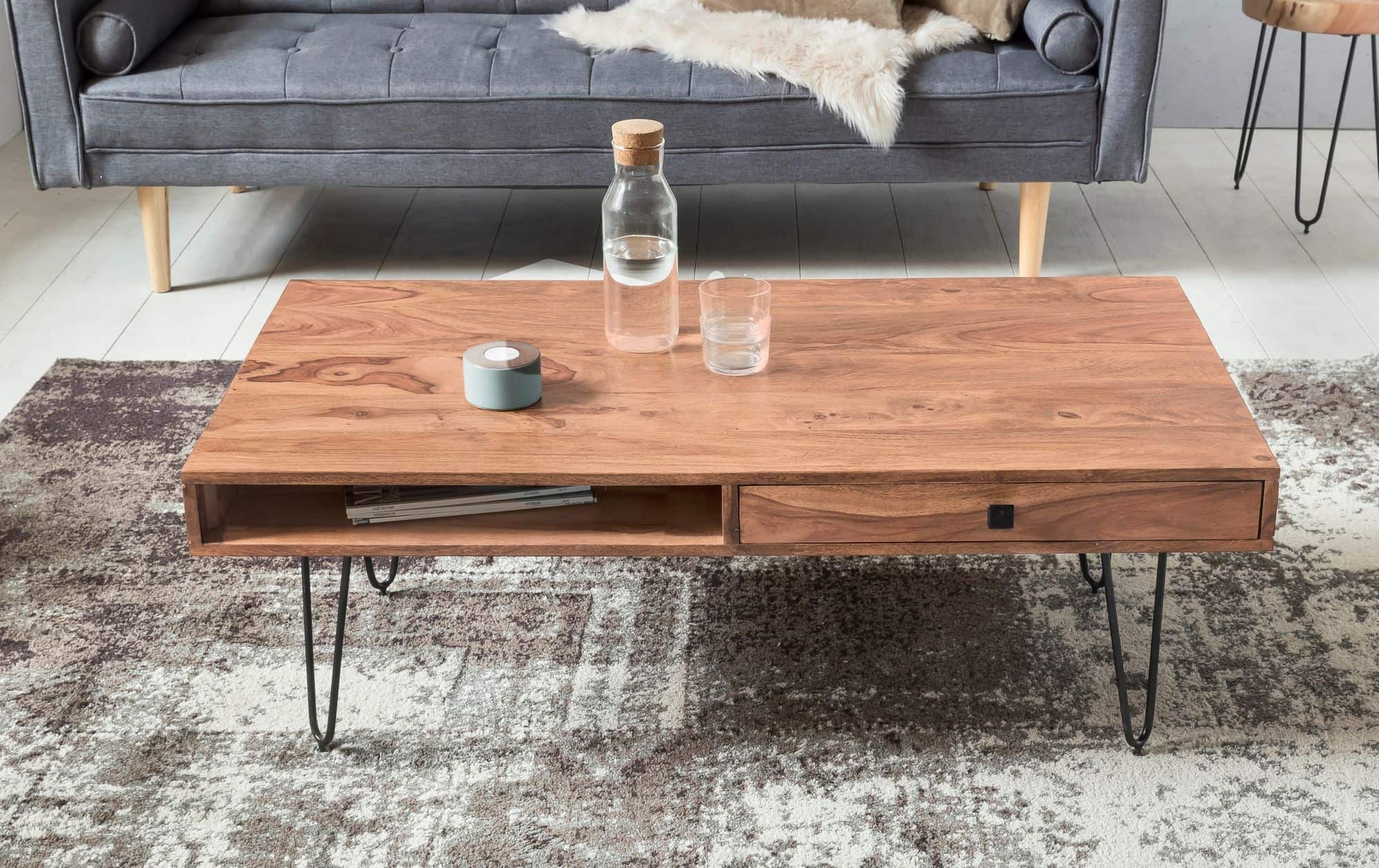 38516-WOHNLING-Couchtisch-BAGLI-Massiv-Holz-Akazi_3 Couchtisch BAGLI Massiv-Holz Akazie 110 cm breit Wohnzimmer-Tisch Design Metallbeine Landhaus-Stil Beistelltisch