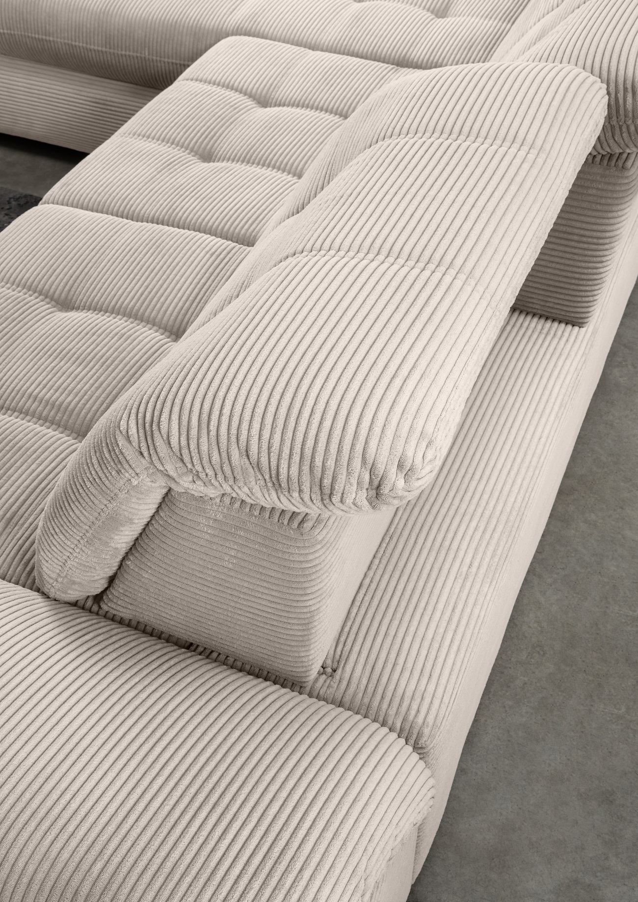 Das Ecksofa Modell Delphino in Cord - Schlaffunktion und Bettkasten inklusive Das Ecksofa Modell Delphino in Cord - Schlaffunktion und Bettkasten inklusive