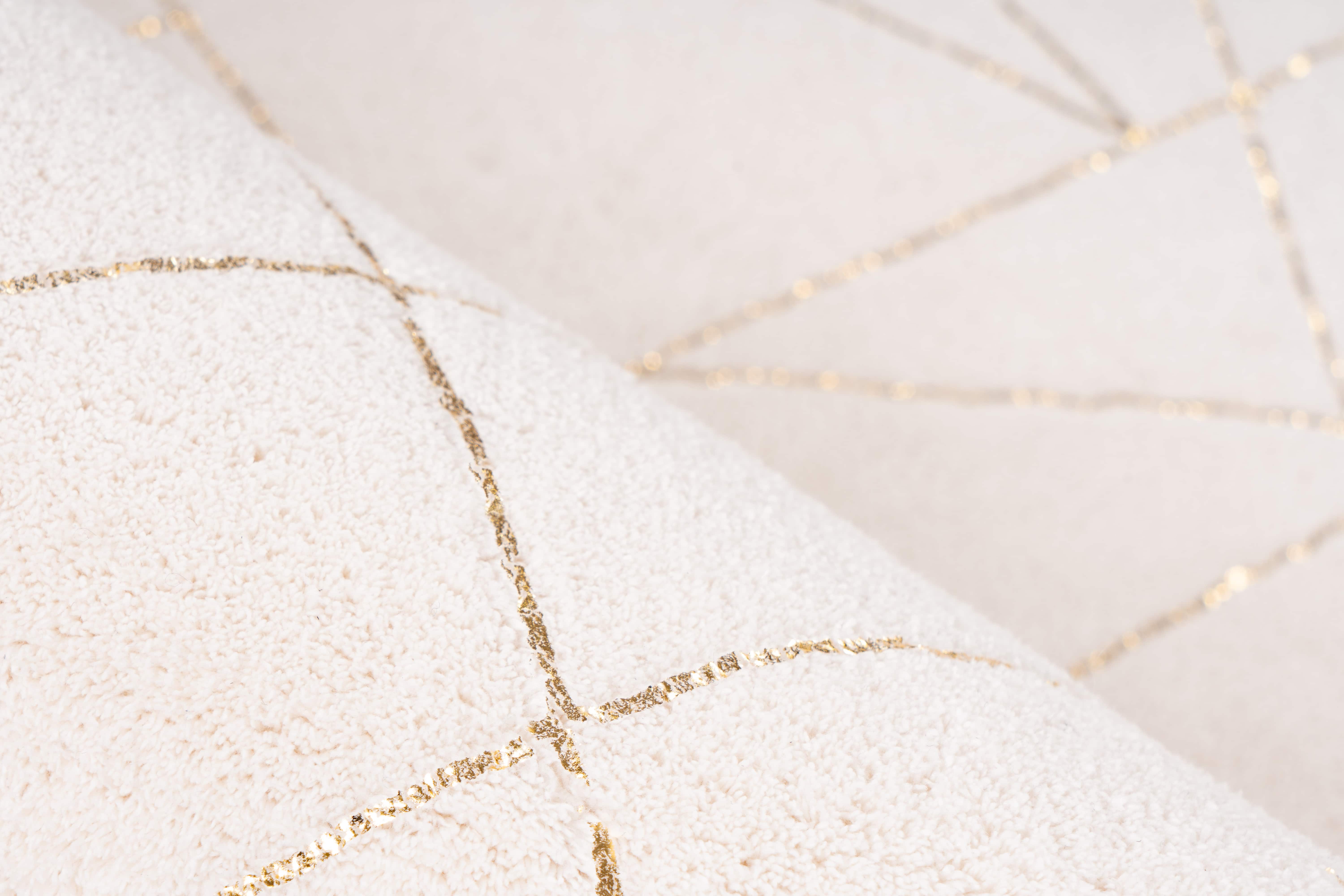 Bijou 125 Creme / Gold 80cm x 150cm Bijou 125 Creme / Gold 80cm x 150cm