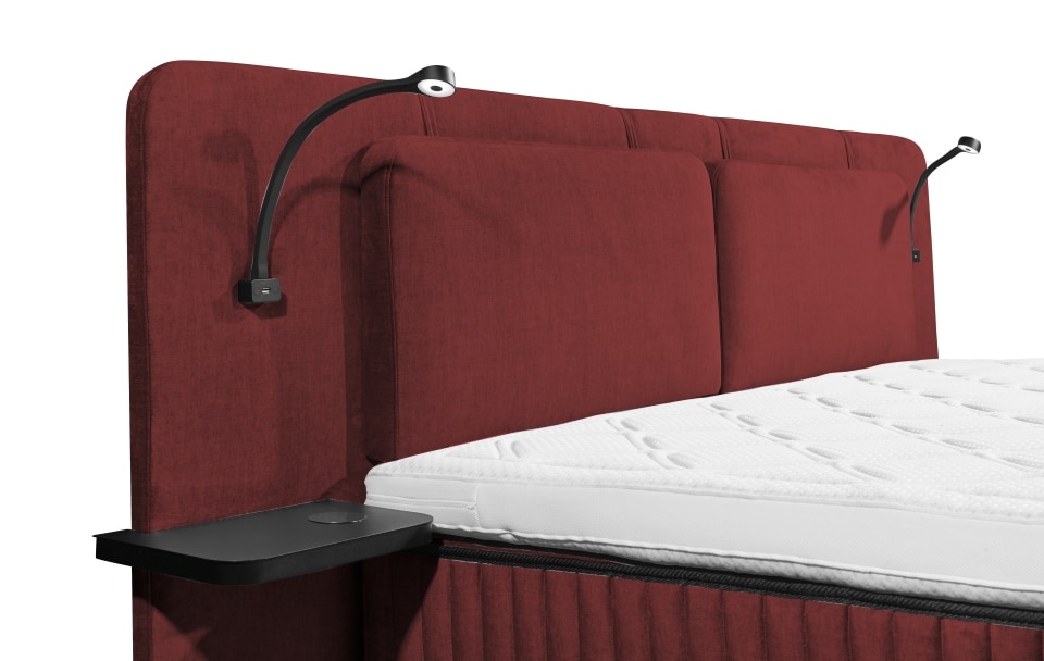 Milazzo_Aphrodite_Detail_Chianti Weinrote Raffinesse: Das ED Exciting Design Boxspringbett Milazzo in Aphrodite Chianti – Erleben Sie Schlafkomfort pur mit 9-Zonen-Tonnentaschenfederkern und integriertem Wireless Charging