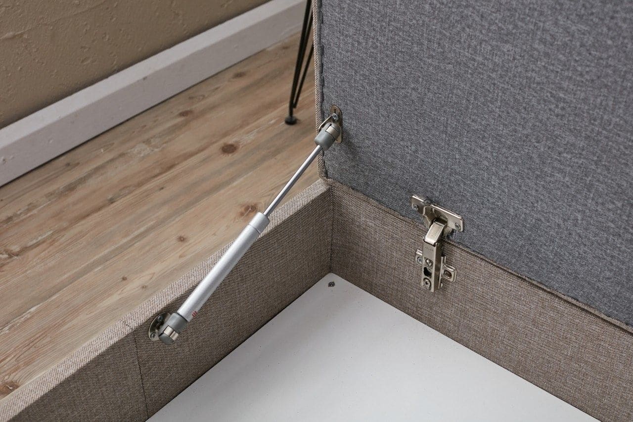 Ecksofa Eva – Skandinavischer Stil inkl. Hocker