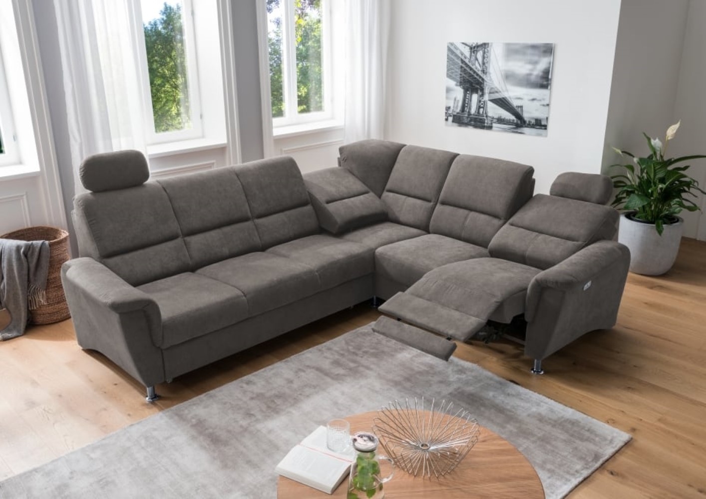 Ecksofa Parole von Benformato: Multifunktionaler Luxus mit Schlaffunktion und Relaxfunktion für Ihr Zuhause 