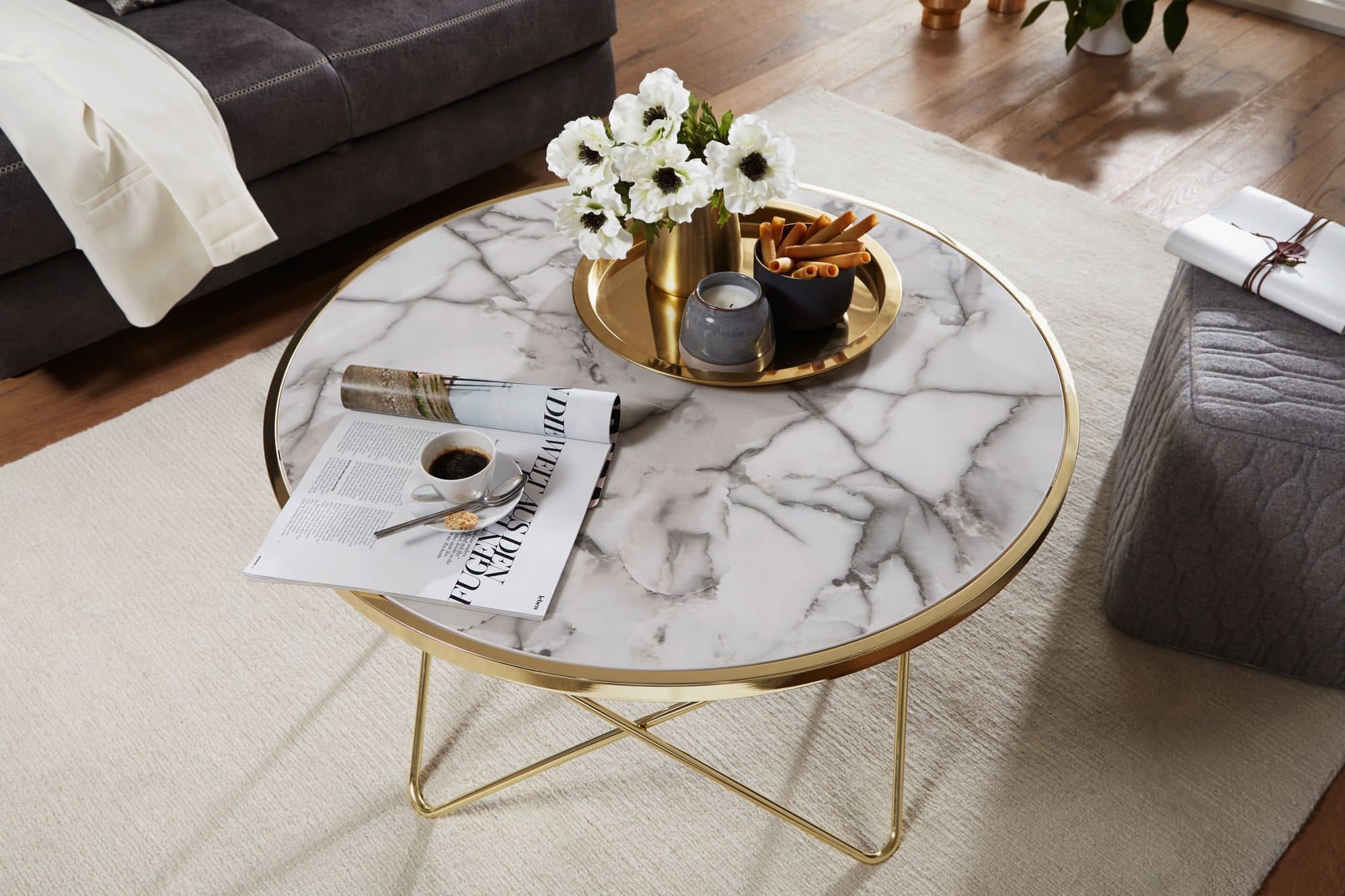 52218-Wohnling-Design-Couchtisch-Mamor-Optik-Weiss-Rund-85-cm-Gold-Metall-Gestell-Wohnzimmertisch-Beistelltisch-85-sofa-tische-coffee-tisch-e-couch-tische-marmoroptik-designer-ho_4 Design Couchtisch Marmor Optik Weiß Rund Ø 85 cm Gold Metall-Gestell