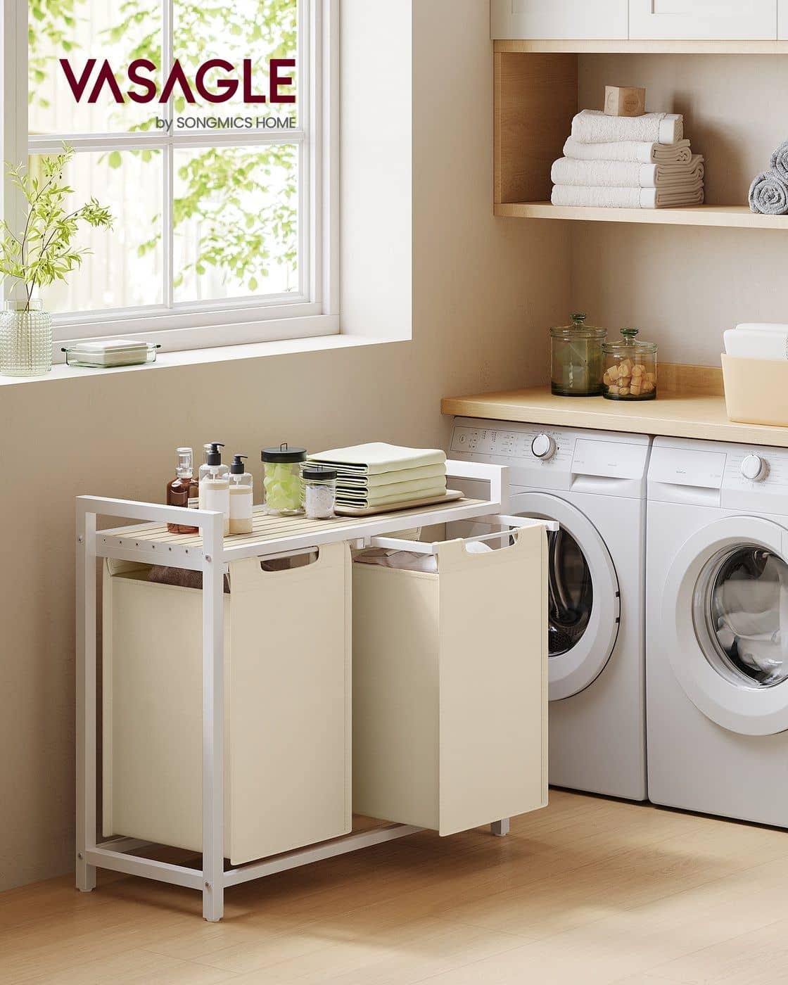 Wäschekorb mit ausziehbaren Wäschesäcken Wäschekorb mit ausziehbaren Wäschesäcken