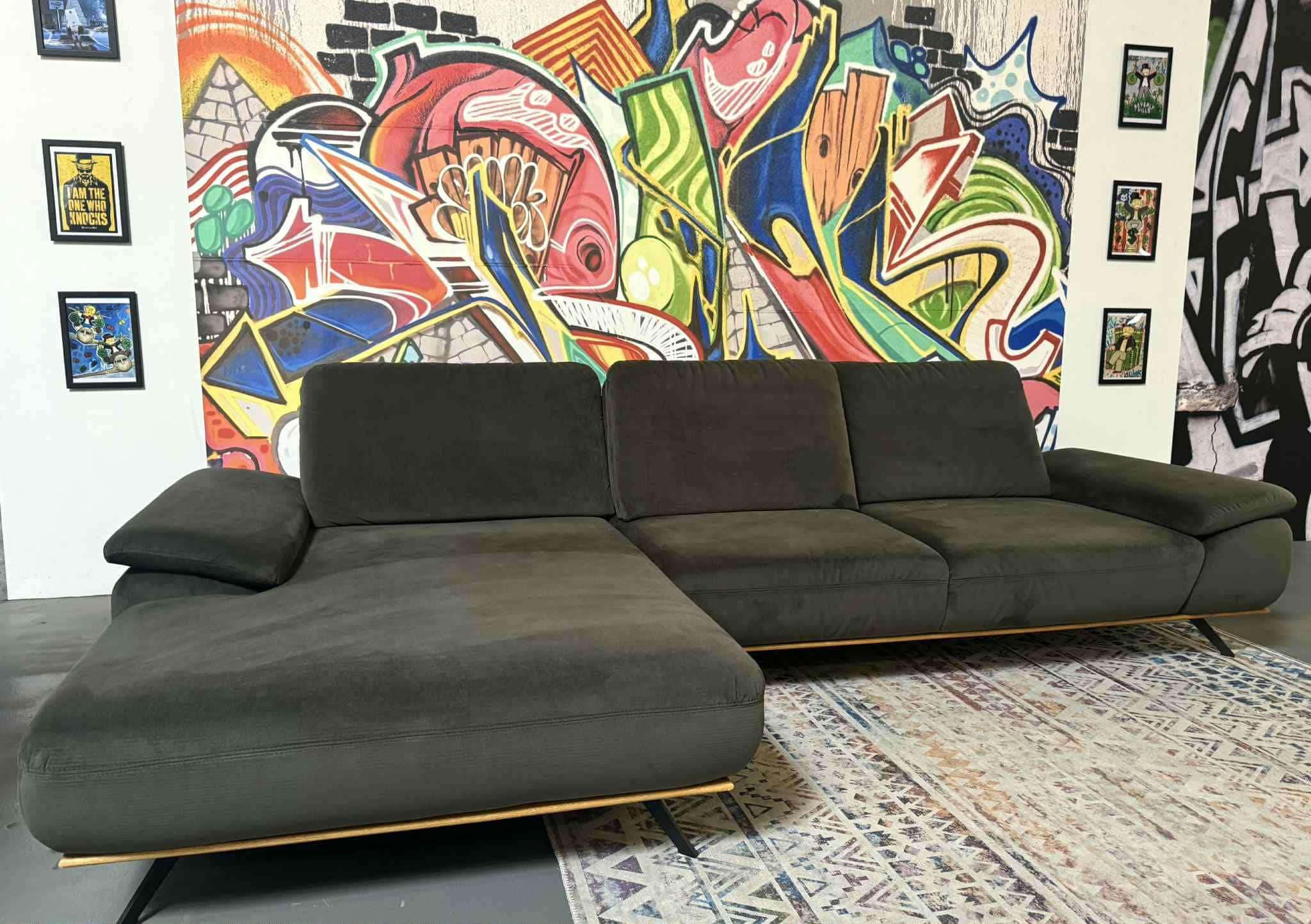 Sofa Saturn Salsa Olive – Zehdenick mit Sitztiefenverstellung