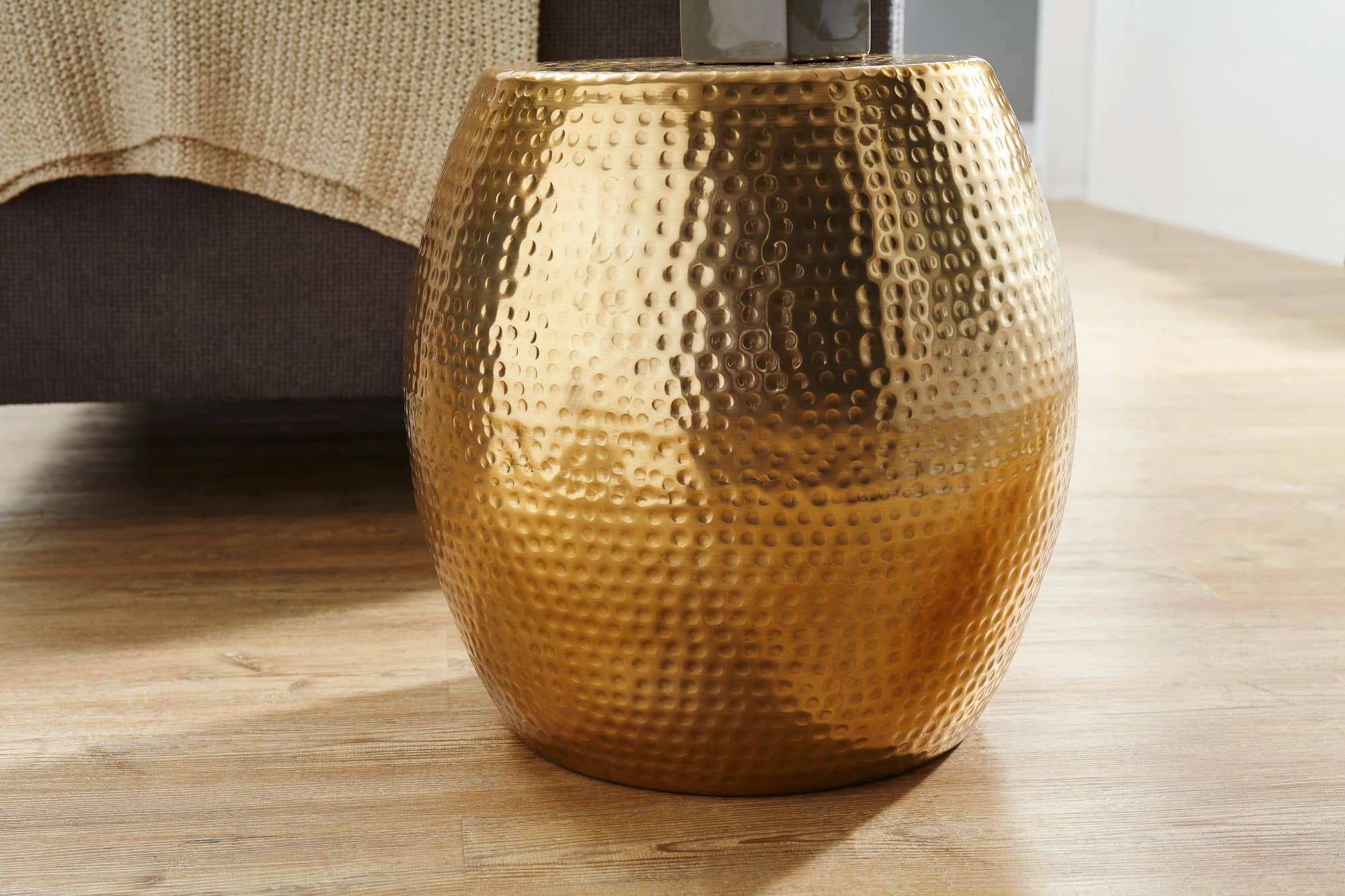 Beistelltisch 42 x 42 x 42 cm Aluminium Gold Dekotisch Orientalisch Rund Beistelltisch 42 x 42 x 42 cm Aluminium Gold Dekotisch Orientalisch Rund