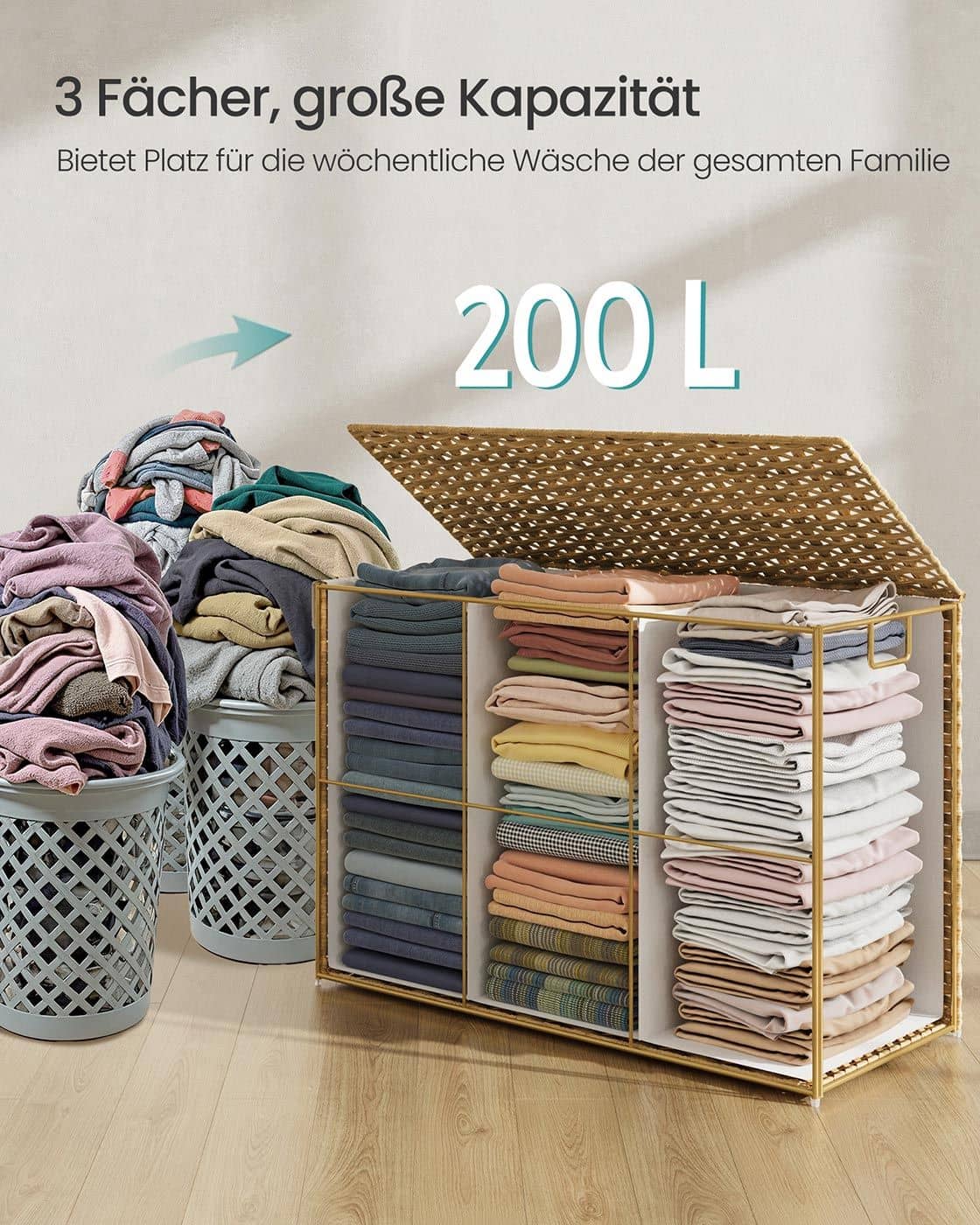 Wäschekorb aus synthetischem Rattan mit 3 Fächern naturfarben Wäschekorb aus synthetischem Rattan mit 3 Fächern naturfarben