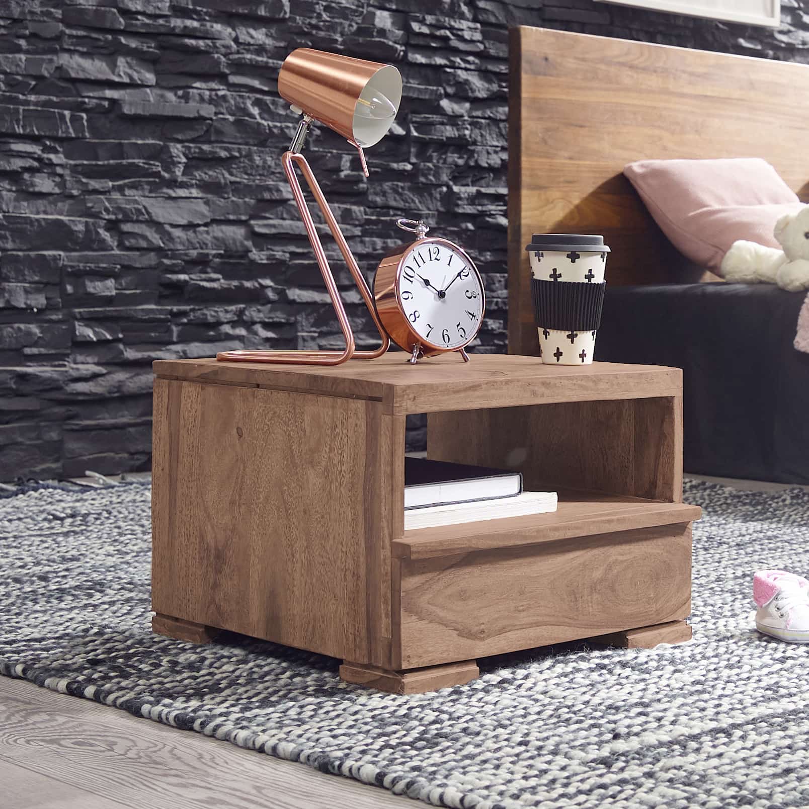 38522-WOHNLING-Nachttisch-MUMBAI-Massiv-Holz-AkazieXSaNyr86Sgy2G Nachttisch MUMBAI Massiv-Holz Akazie Nacht-Kommode 30 cm 1 Schublade Ablage Nachtschrank Landhaus-Stil Echt-Holz
