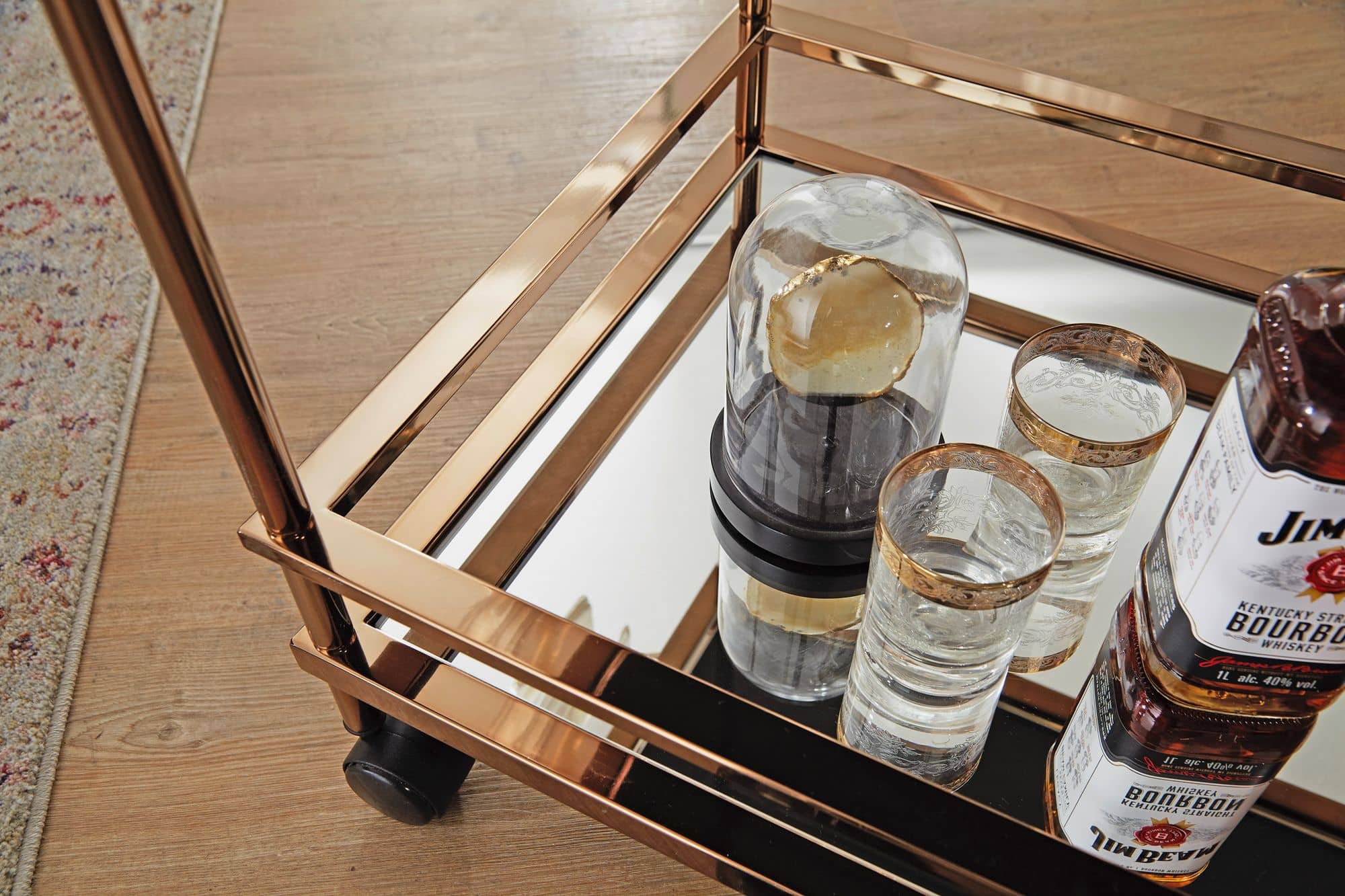 52206-WOHNLING-Servierwagen-WL5-987-Rollwagen-MAssE-Rosegold-Teewagen-Metall-mit-Rollen-Kuechenwagen-mit-Glas-Boeden-45-cm-breit-Kuechen-Trolley-Modern-Mobiler-Beistelltisch-Spe_5 Design Servierwagen Dunkles Gold 2 Ebenen mit Bremsen