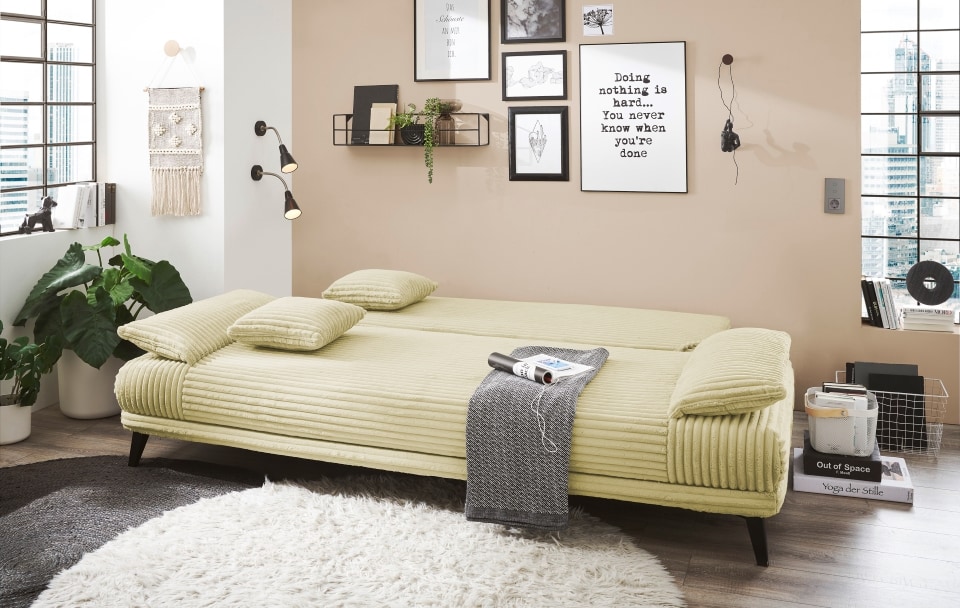 Carla_Ambience_offen_1 Schlafen in Stil: Das Ivory-farbene Ed Schlafsofa Carla mit Ambience Cord Bezug, Schlaffunktion & Bettkasten