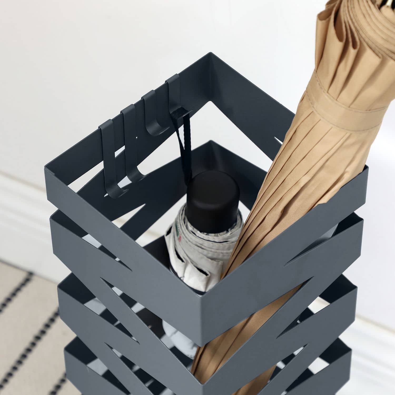 Regenschirmständer aus Metall quadratisch anthrazit-LUC016G01 Regenschirmständer aus Metall quadratisch anthrazit-LUC016G01