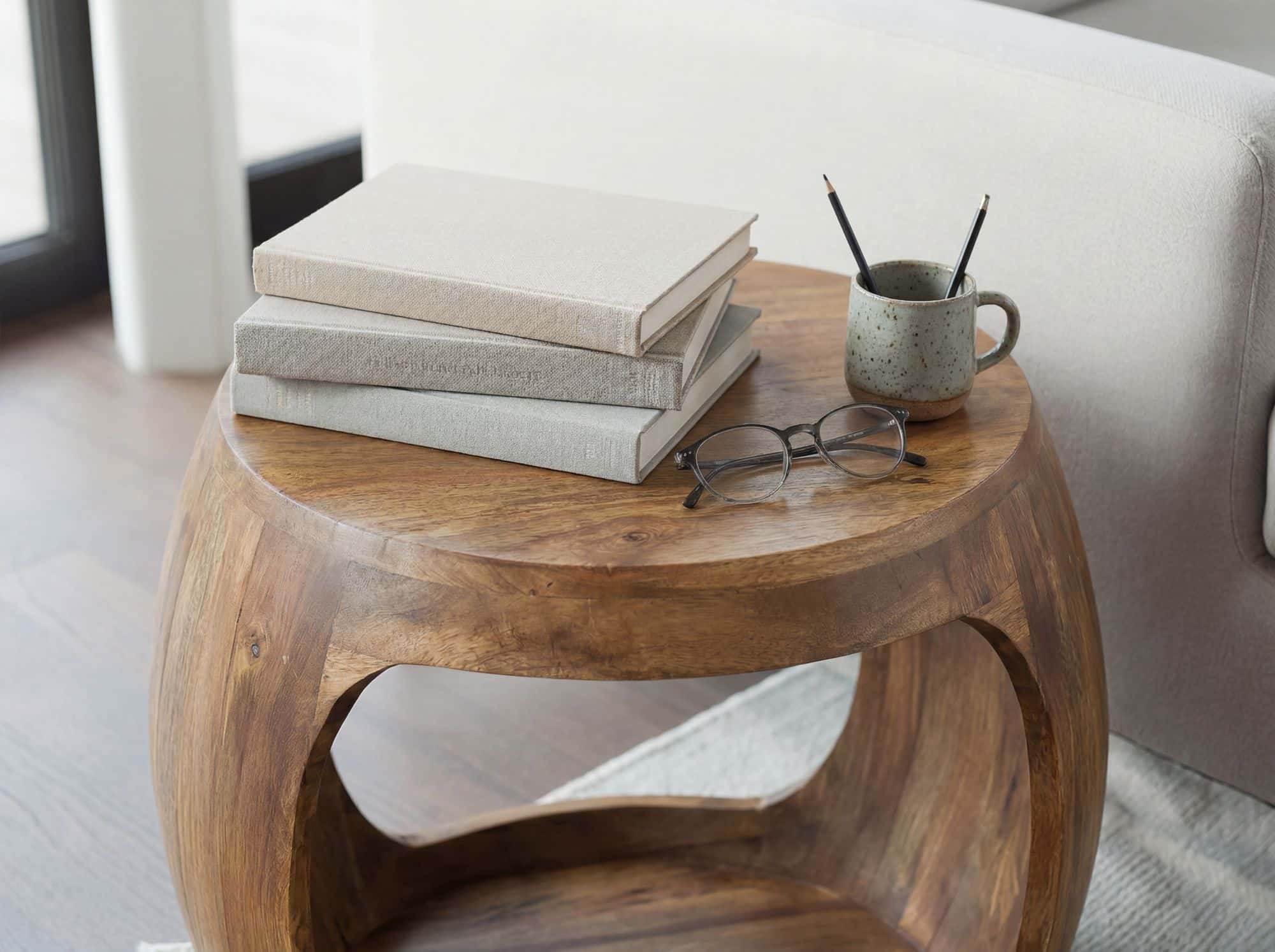 Beistelltisch 50cm Mango Massivholz rund mit Ablagefach - Couchtisch Echtholz handgefertigt Beistelltisch 50cm Mango Massivholz rund mit Ablagefach - Couchtisch Echtholz handgefertigt