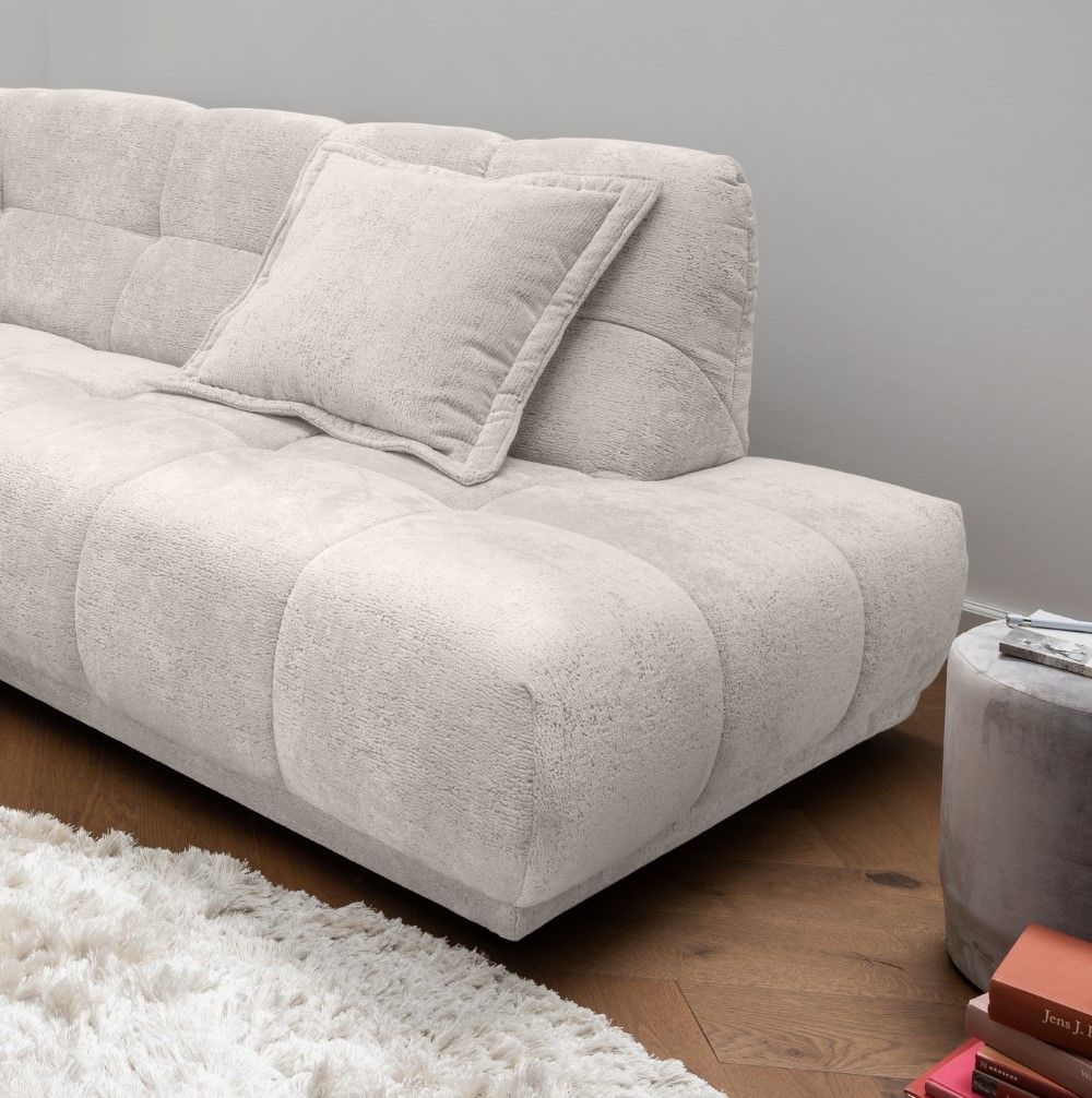 Sofa Italia von Benformato mit Ottomane und Wellenfederung Sofa Italia von Benformato mit Ottomane und Wellenfederung