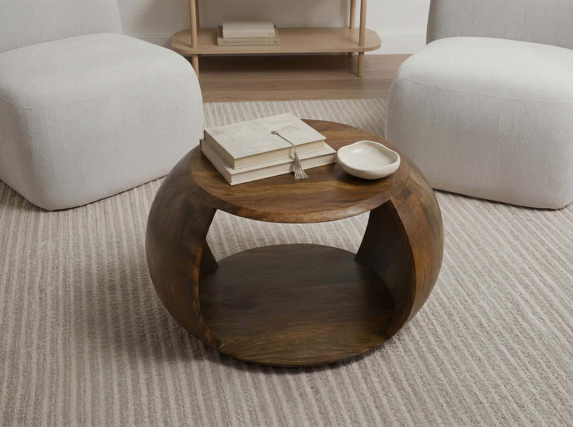 Couchtisch Mango Massivholz rund 60 cm x 46 cm x 36 cm - Wohnzimmertisch mit Ablagefach - Handgefertigter Sofatisch aus Echtholz im natürlichen Landhaus Design