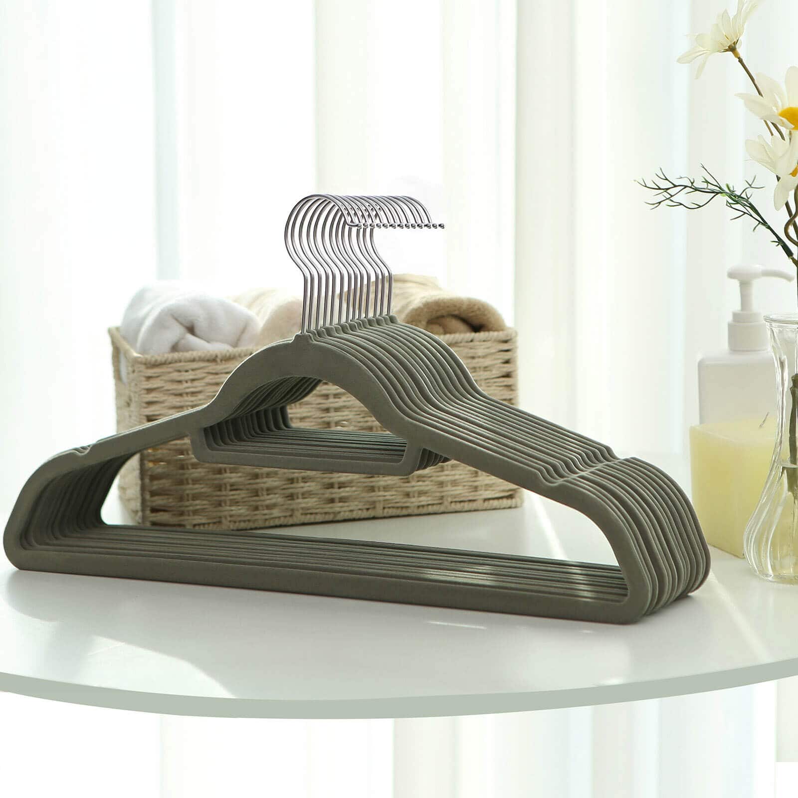 Kleiderbügel Samt 50 Stück Grau-CRF50V Kleiderbügel Samt 50 Stück Grau-CRF50V