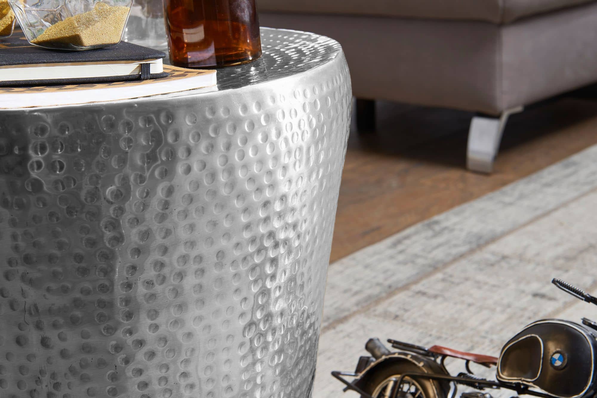 46250-WOHNLING-Beistelltisch-VIKRAM-Aluminium-40x_3 Beistelltisch 41x41x41cm Aluminium Silber Dekotisch orientalisch rund