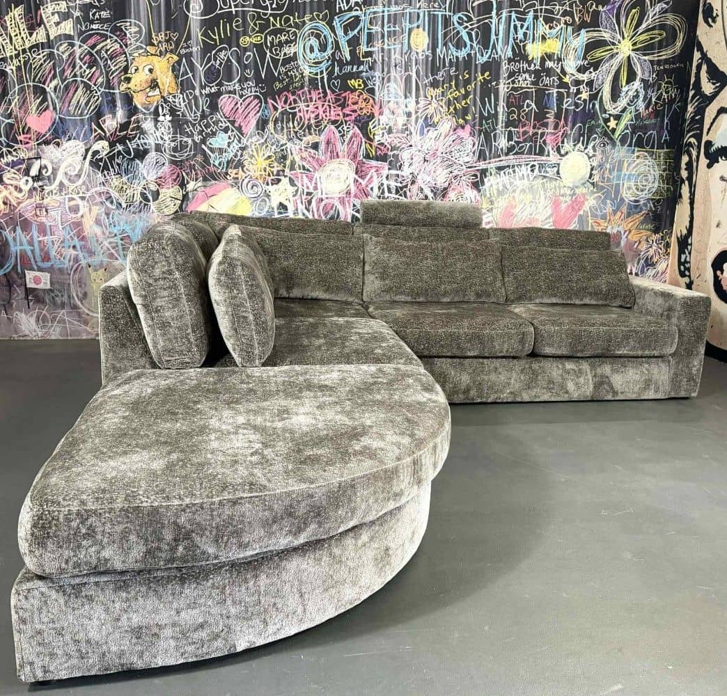 Sofa Grazia Grau Braun XXL mit Kissen – Myhomelando Sofa Grazia Grau Braun XXL mit Kissen – Myhomelando