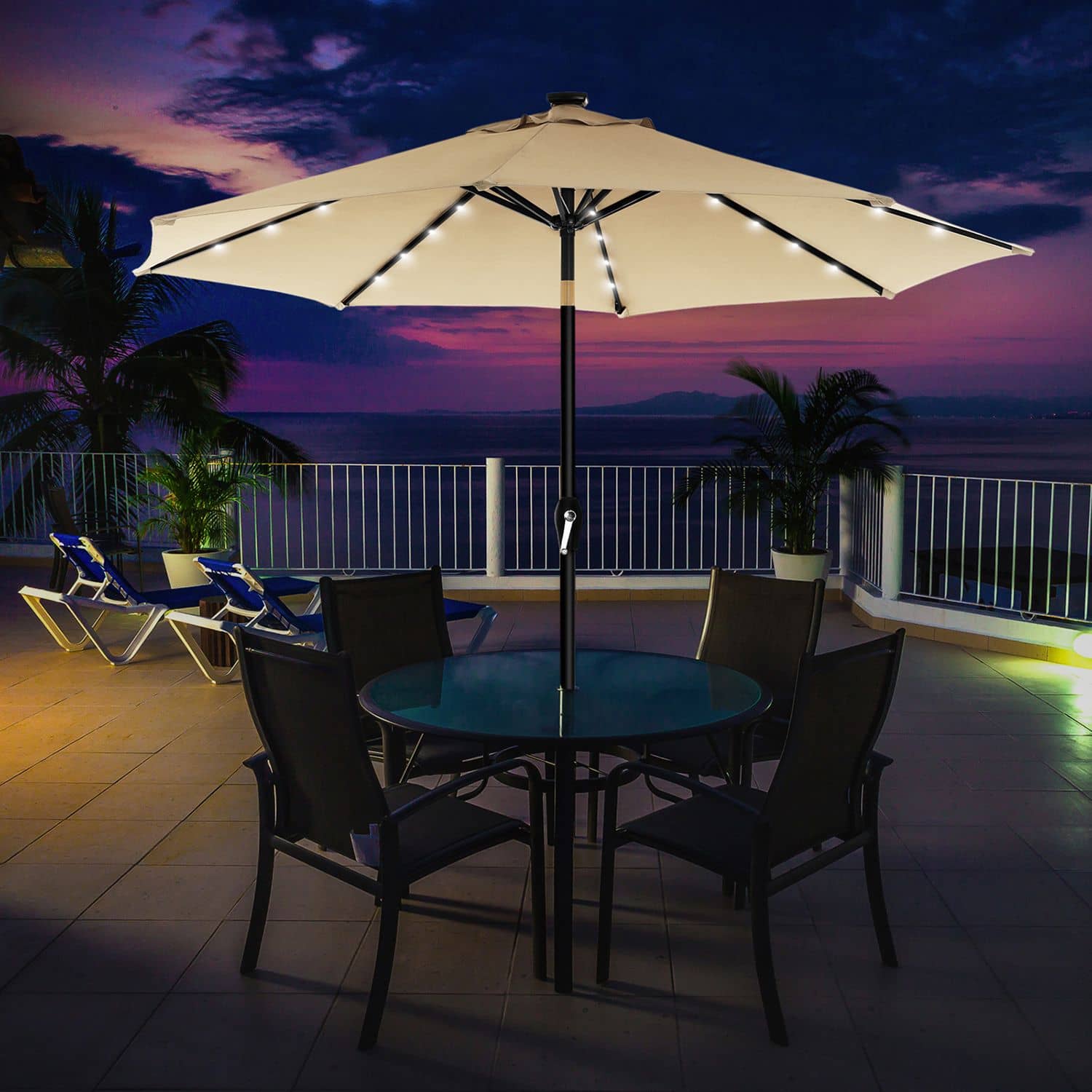 Sonnenschirm mit LED-Solar-Beleuchtung