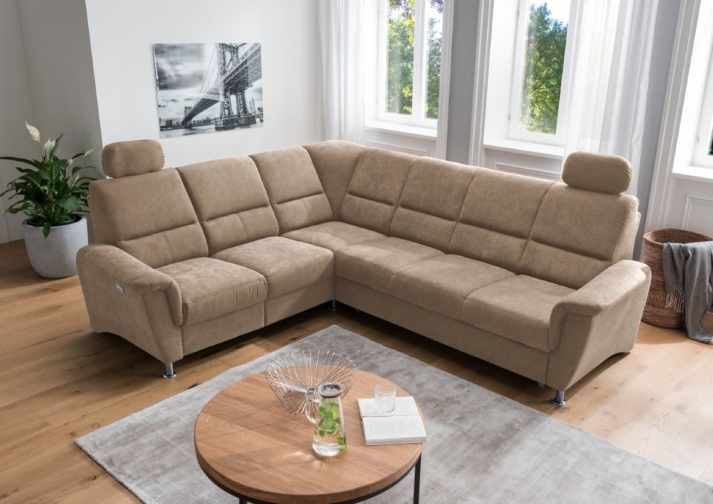 Ecksofa Parole von Benformato: Multifunktionaler Luxus mit Schlaffunktion und Relaxfunktion für Ihr Zuhause Ecksofa Parole von Benformato: Multifunktionaler Luxus mit Schlaffunktion und Relaxfunktion für Ihr Zuhause