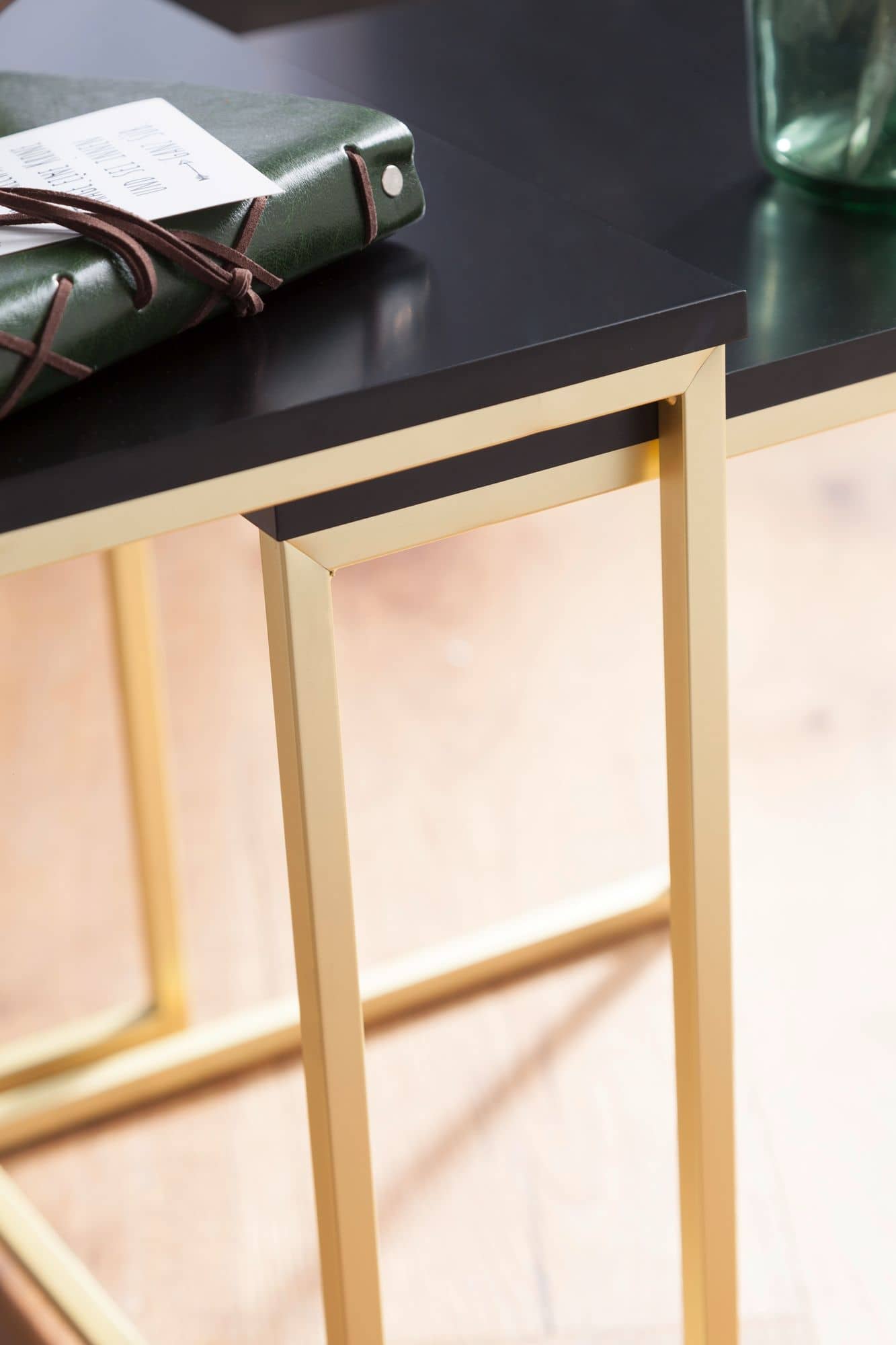 47921-WOHNLING-Satztisch-CALA-Schwarz-matt-Gold_6 Satztisch CHUR Schwarz / Gold Beistelltisch MDF / Metall