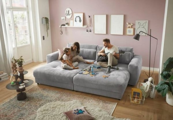 XXL Loveseat Barura - Dein neuer Lieblingsplatz in Cord-Stoff XXL Loveseat Barura - Dein neuer Lieblingsplatz in Cord-Stoff