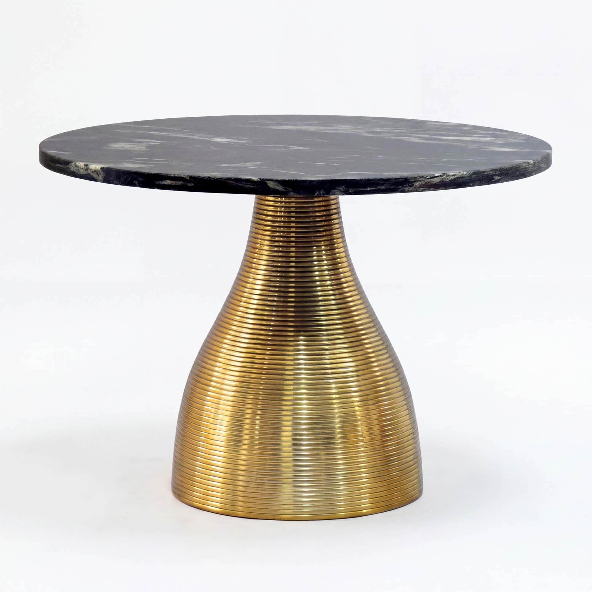 Couchtisch Metall mit schwarzer Marmor Tischplatte 60cm Rund - Moderner Wohnzimmertisch Aluminium Gold - Design Sofatisch Alu - Loungetisch Rillenoptik - Edler Beistelltisch Handmade Couchtisch Metall mit schwarzer Marmor Tischplatte 60cm Rund - Moderner Wohnzimmertisch Aluminium Gold - Design Sofatisch Alu - Loungetisch Rillenoptik - Edler Beistelltisch Handmade