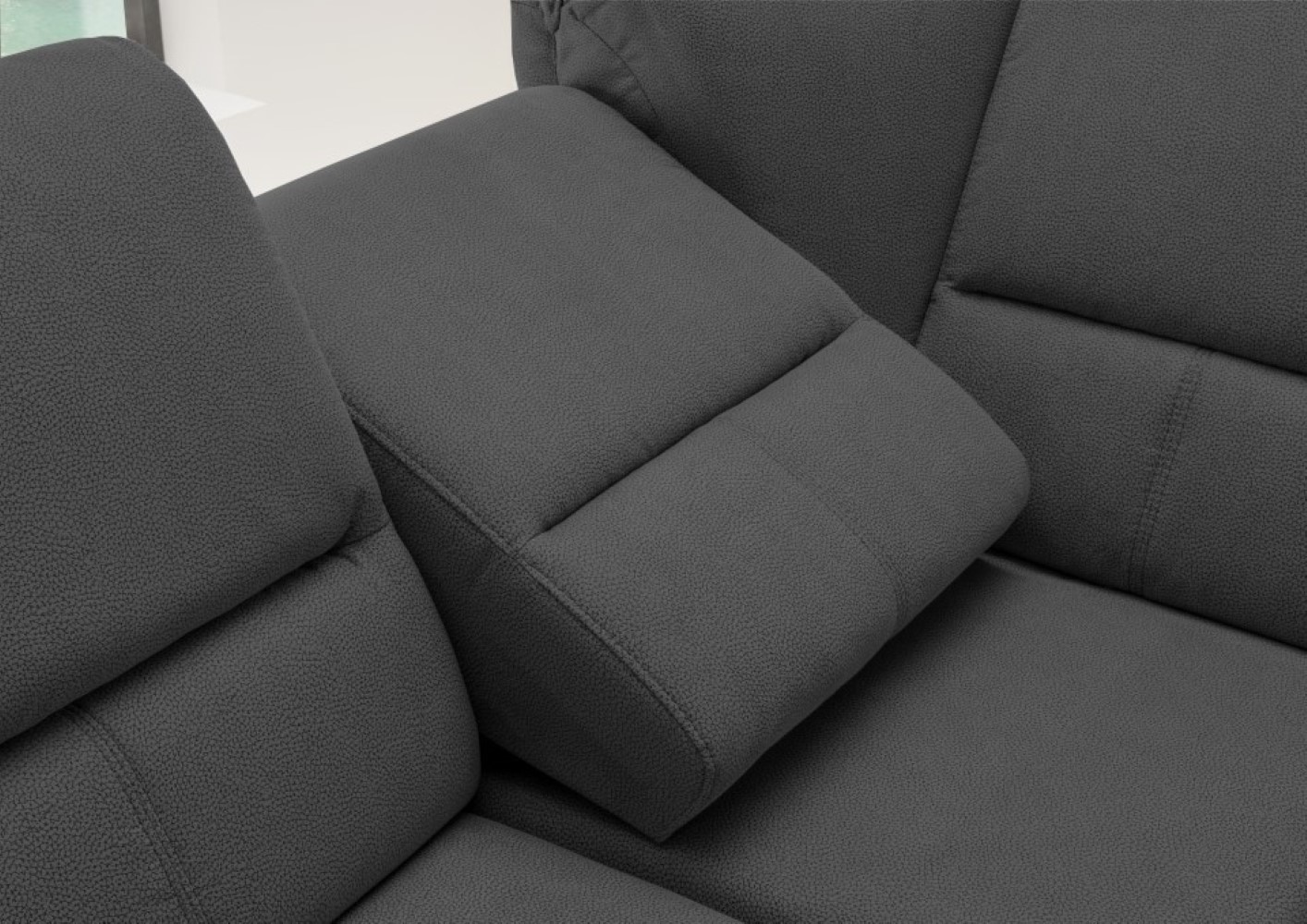 Ecksofa Parole von Benformato: Multifunktionaler Luxus mit Schlaffunktion und Relaxfunktion für Ihr Zuhause Ecksofa Parole von Benformato: Multifunktionaler Luxus mit Schlaffunktion und Relaxfunktion für Ihr Zuhause