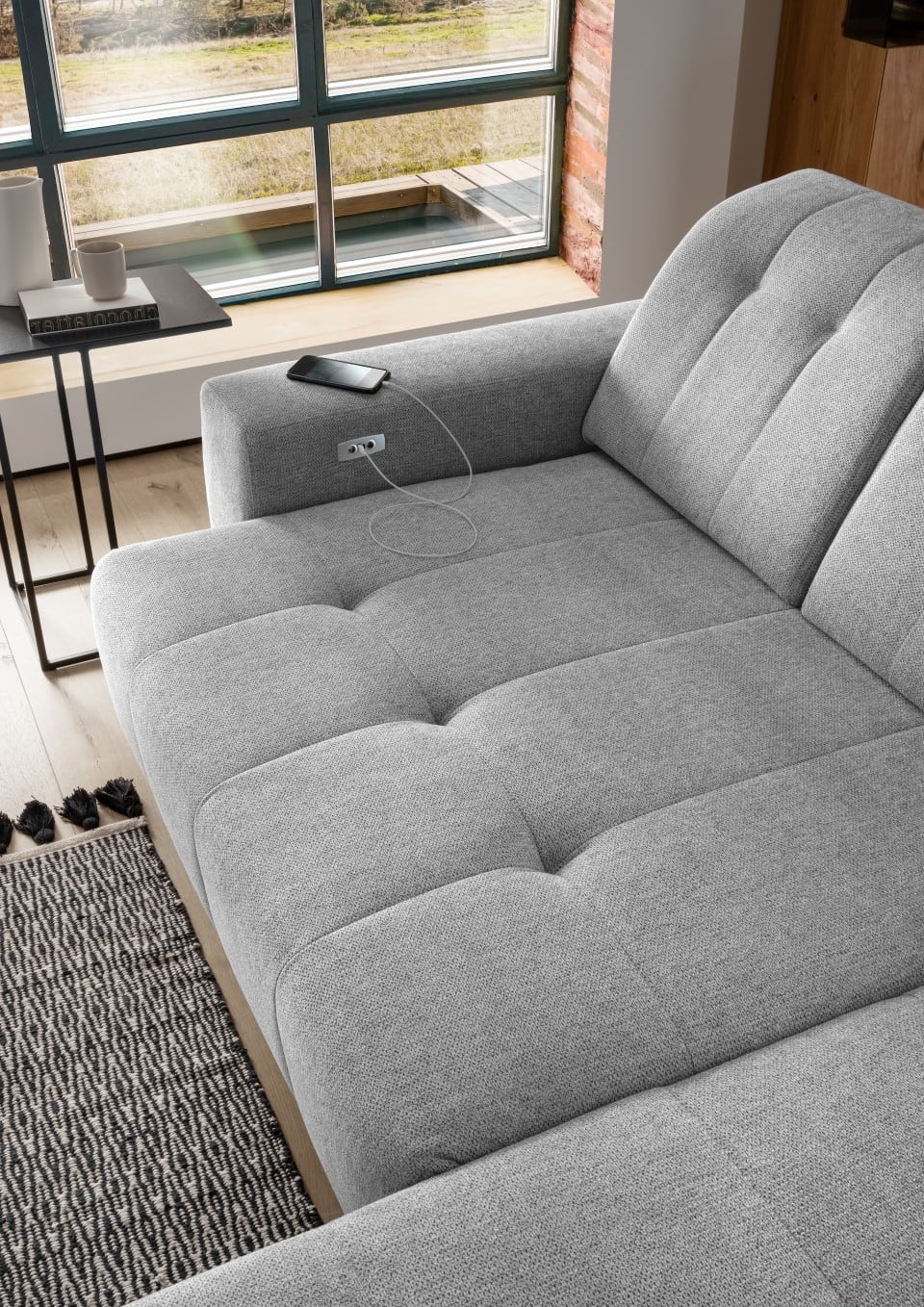 Ecksofa Sano von Benformato mit Elektrofunktion und verstellbaren Kopflehnen, bezogen mit hochwertigem Corto Stoff in wählbaren Farben Ecksofa Sano von Benformato mit Elektrofunktion und verstellbaren Kopflehnen, bezogen mit hochwertigem Corto Stoff in wählbaren Farben
