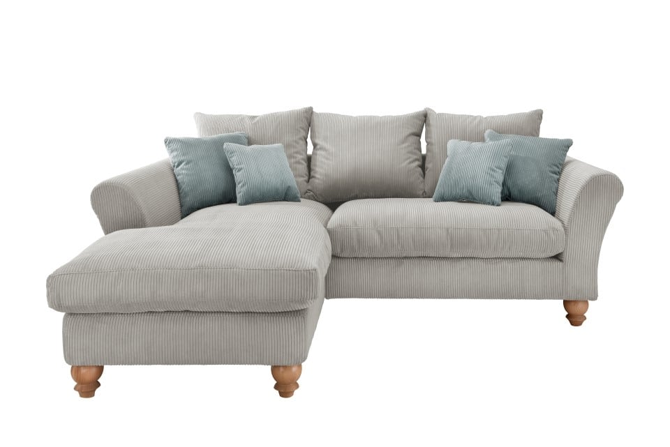 Benformato_Monza_2-REC_4802_ZK4803_FF01_F04-2vPuD2D06Fdik8 Flexibles Design: Silberfarbenes Sofa Monza