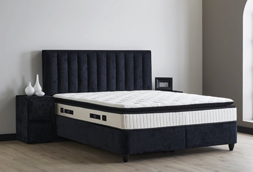 3jeFoPrxZNMfLR ABC Bedding: Schlafkomfort in Schwarz mit dem Boxspringbett Camila