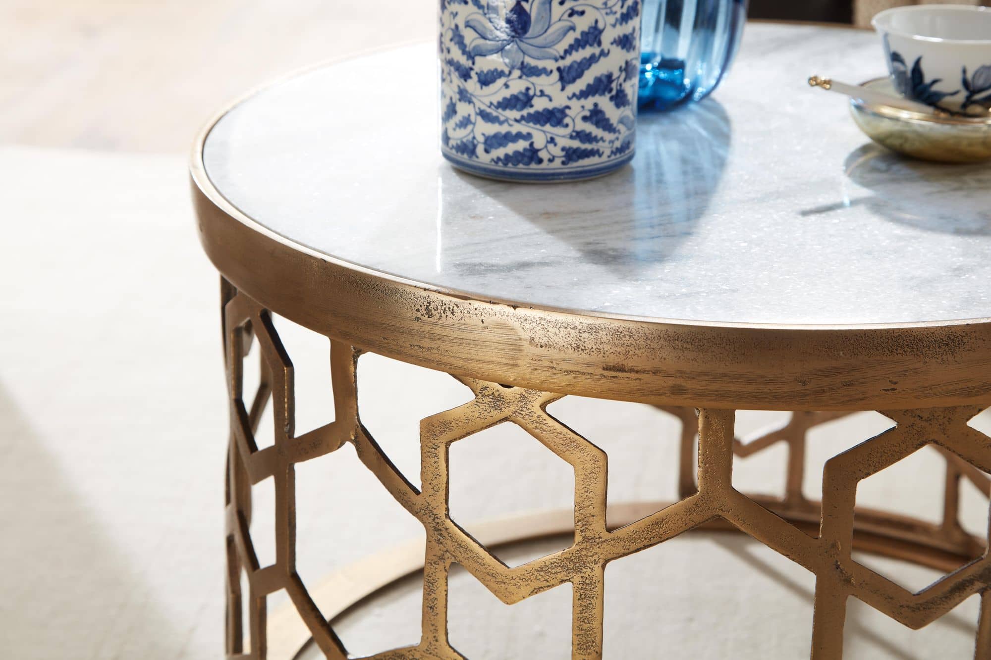 Couchtisch Echter Marmor Weiß 60x60x36 cm Sofatisch Metall Gold Couchtisch Echter Marmor Weiß 60x60x36 cm Sofatisch Metall Gold