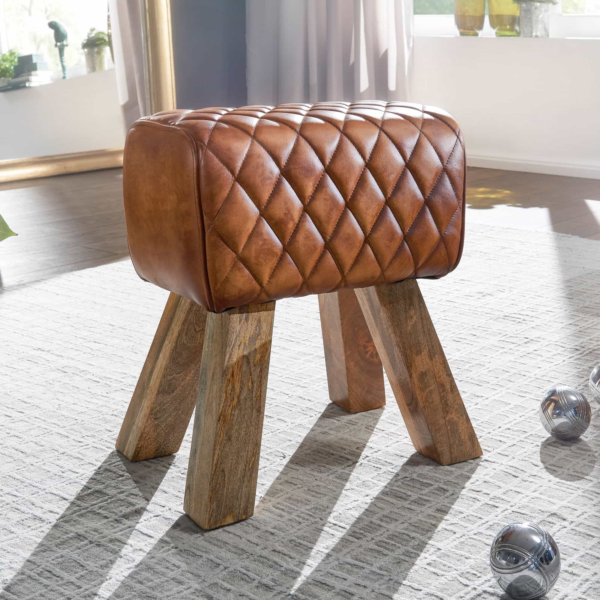 52643-WOHNLING-Sitzbank-40x30x45-cm-WL6-092-WL6-092_1wvs4UX6mBV0OB Extravaganter Sitzhocker: Modernes Design und Lederbezug