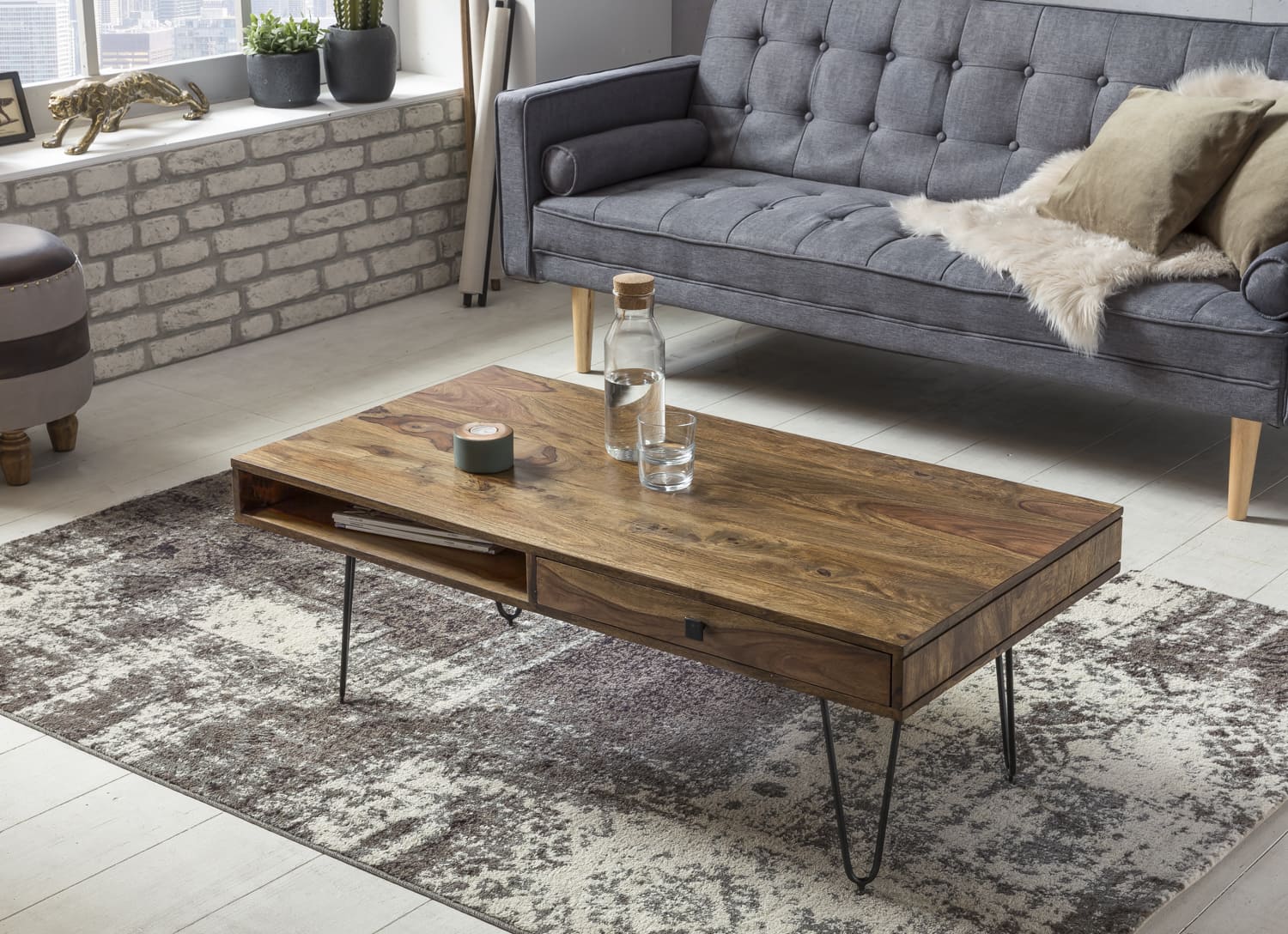 Couchtisch BAGLI Massiv-Holz Sheesham 110 cm breit Wohnzimmer-Tisch Design Metallbeine Landhaus-Stil Beistelltisch Couchtisch BAGLI Massiv-Holz Sheesham 110 cm breit Wohnzimmer-Tisch Design Metallbeine Landhaus-Stil Beistelltisch